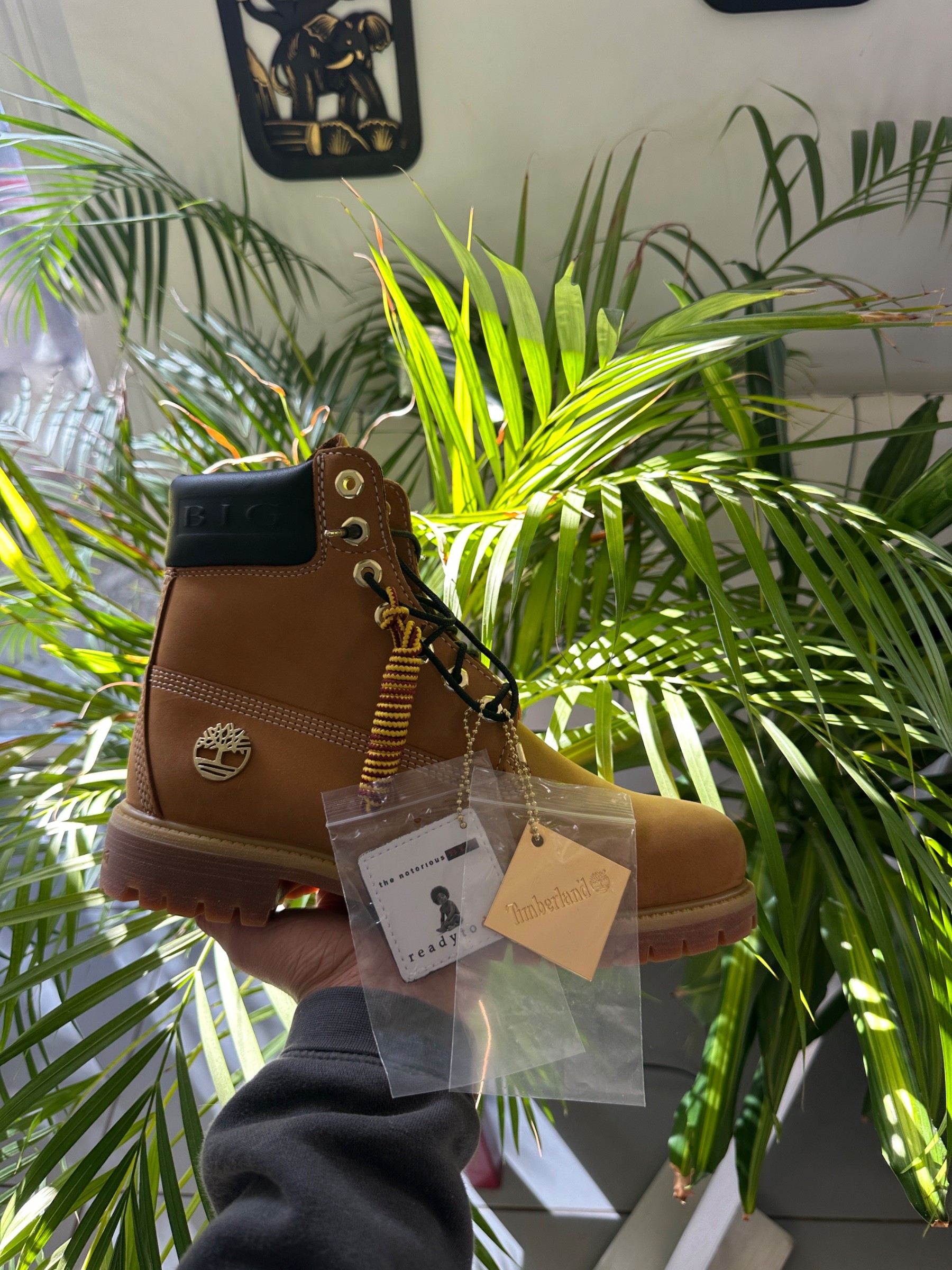Photo de Timberland 6 Inch Premium Waterproof Boot ( The Notorious Big) Wheat Nubuck/Black