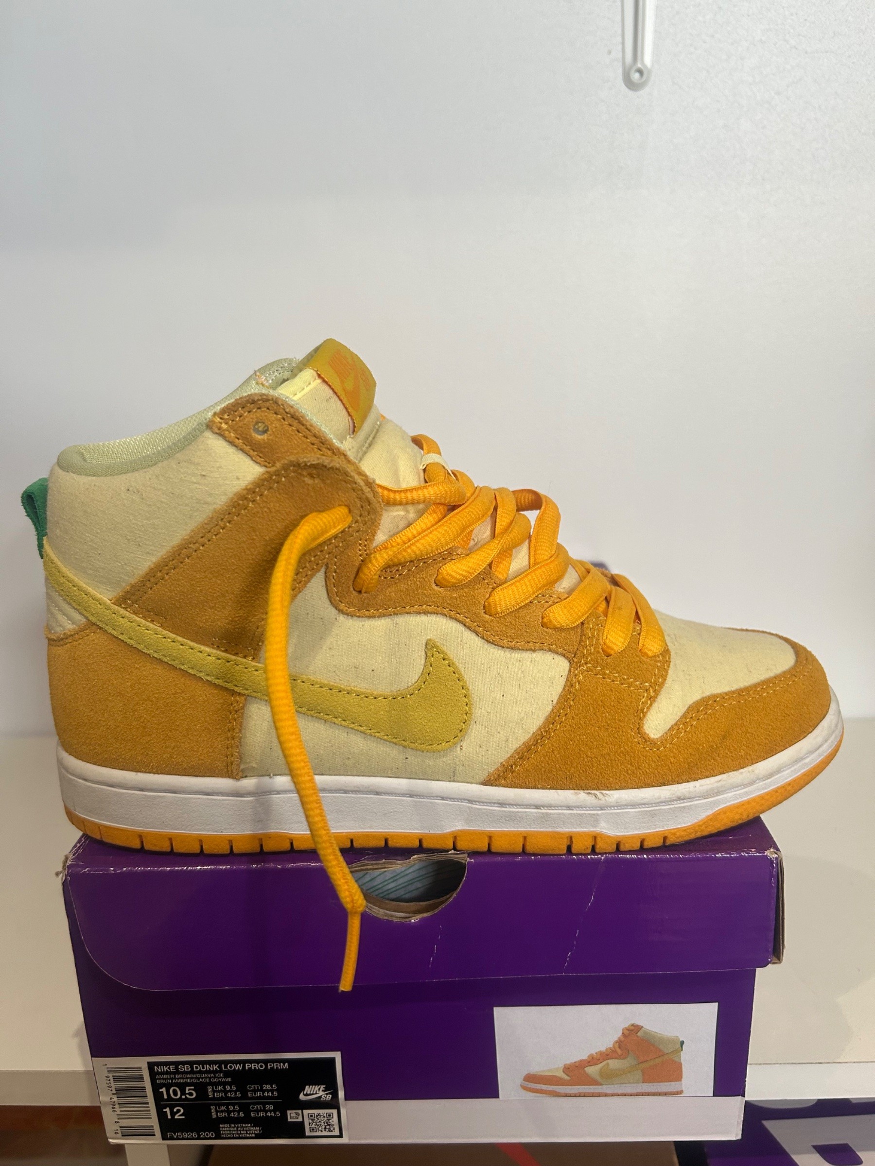 Photo de Nike Dunk High Pro SB Pineapple/University Gold