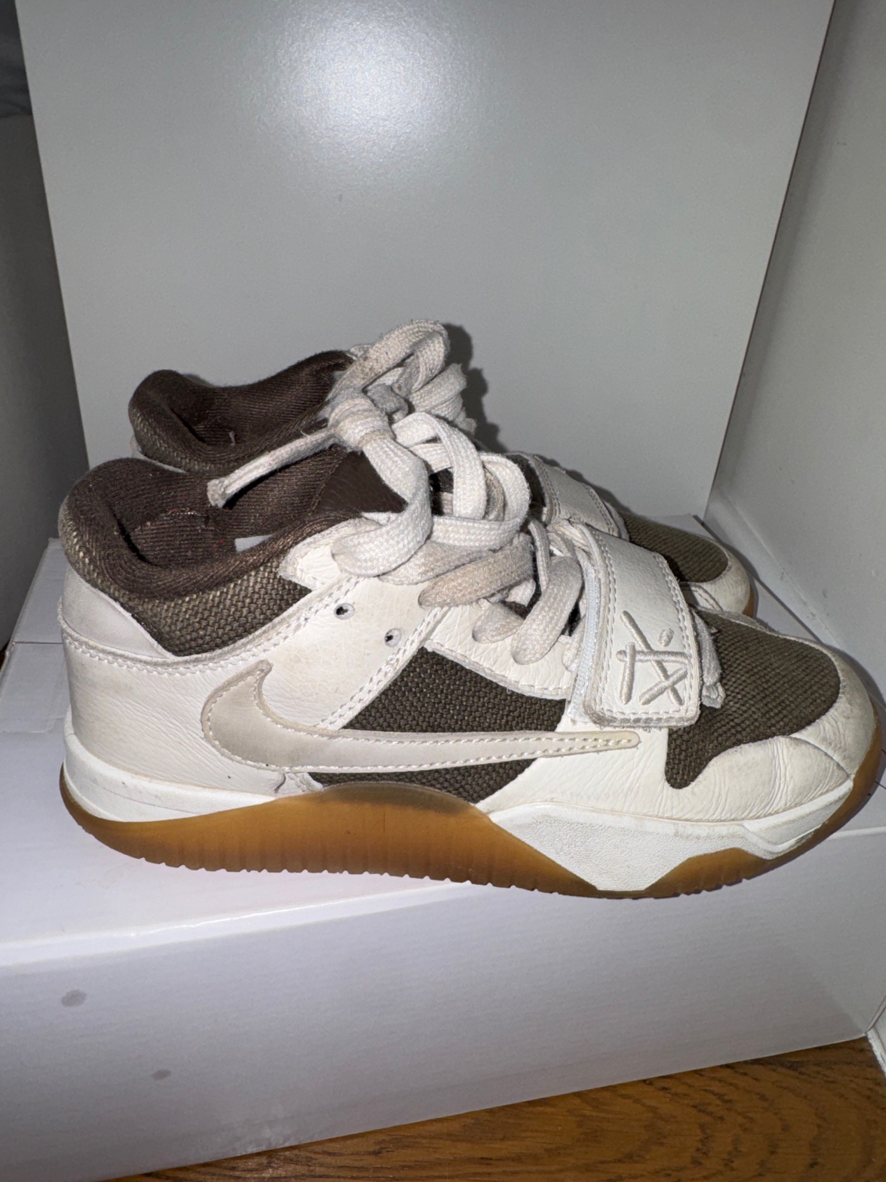 Photo de Jordan Jumpman Jack TR Sail/Muslin-Dark Mocha