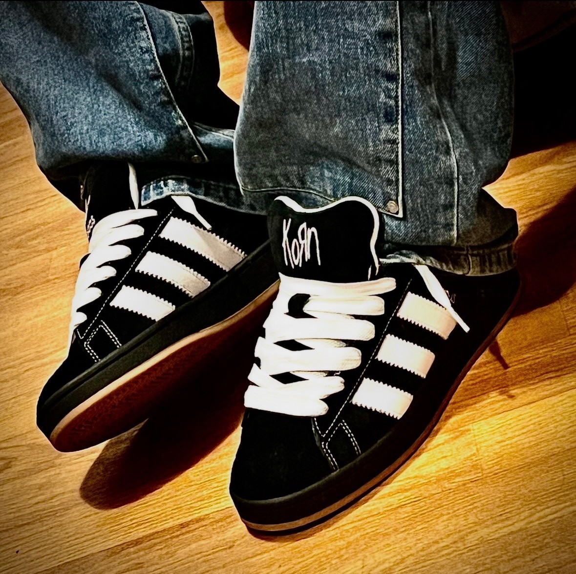 Photo de adidas Campus 00s "KoRn" Korn Black/White