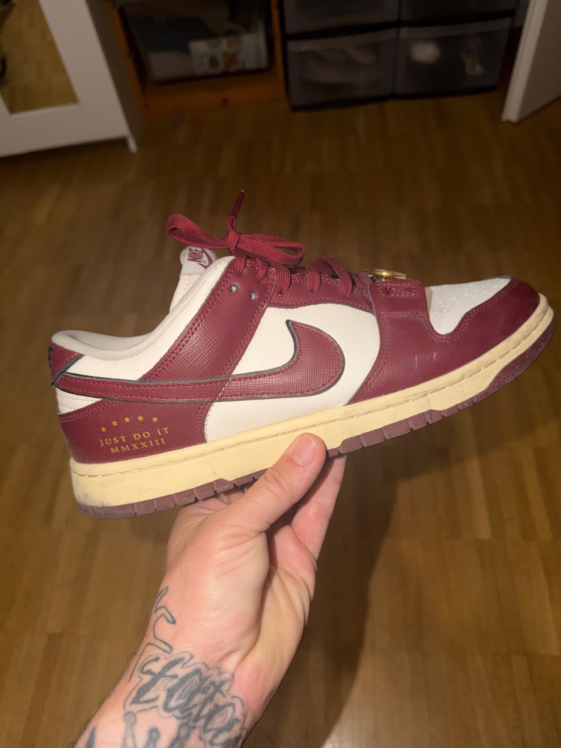 Photo de Nike Dunk Low Team Red/Sail (Just Do It MMXXIII)