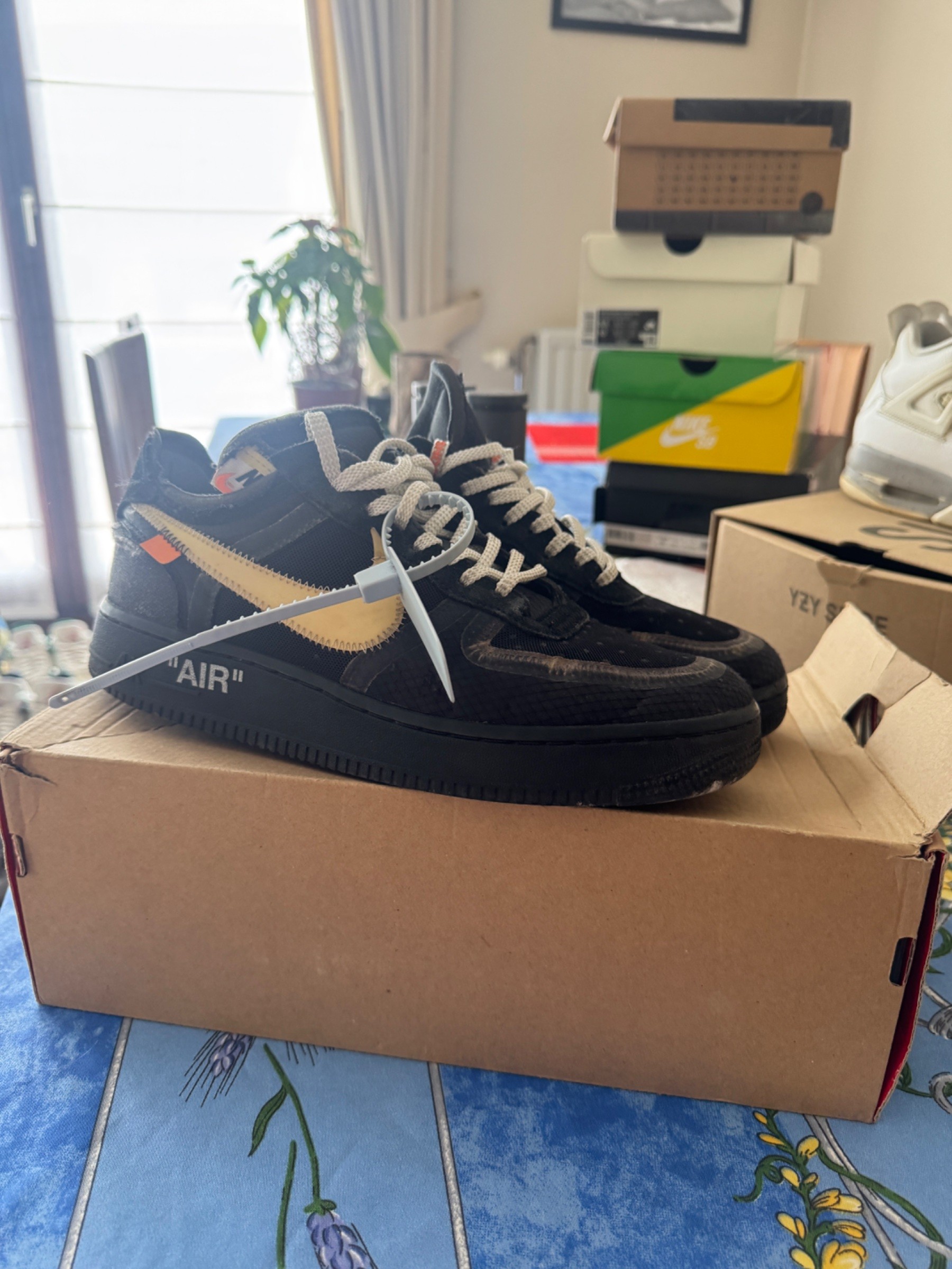 Photo de Nike Air Force 1 Low Off-White Black/White