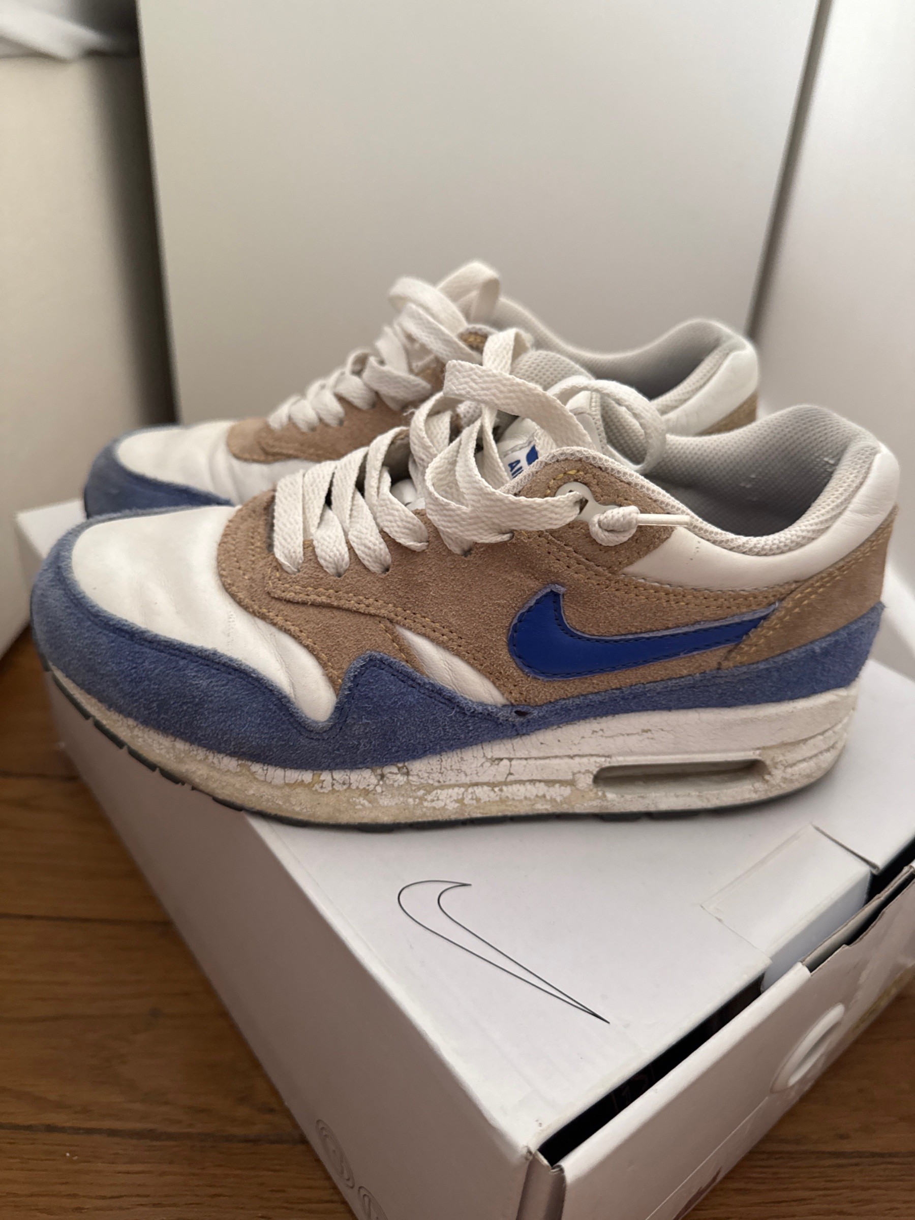 Photo de Air Max 1 NIKEiD White/Tan/Blue