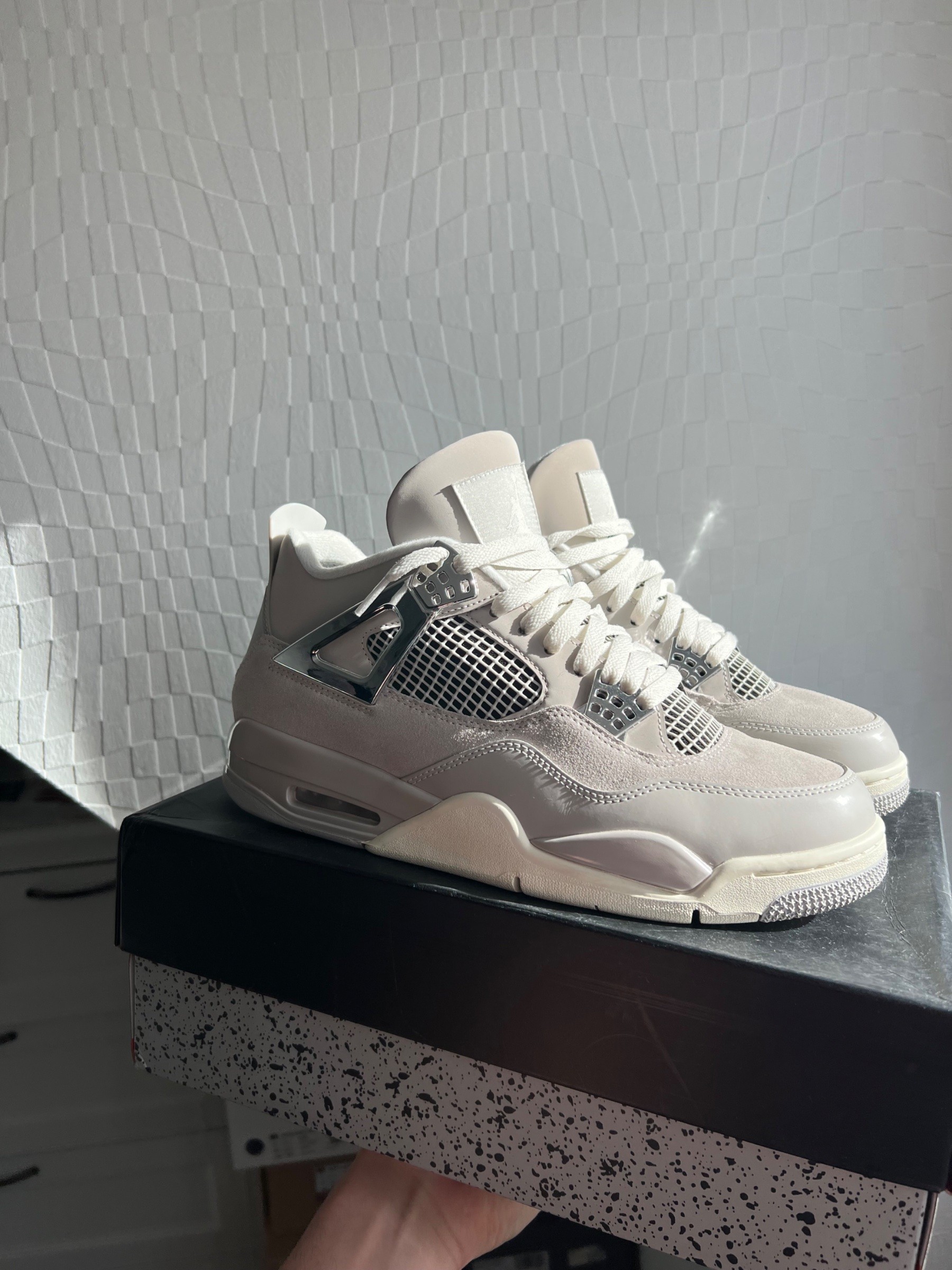 Photo de Air Jordan 4 Retro Frozen Moments