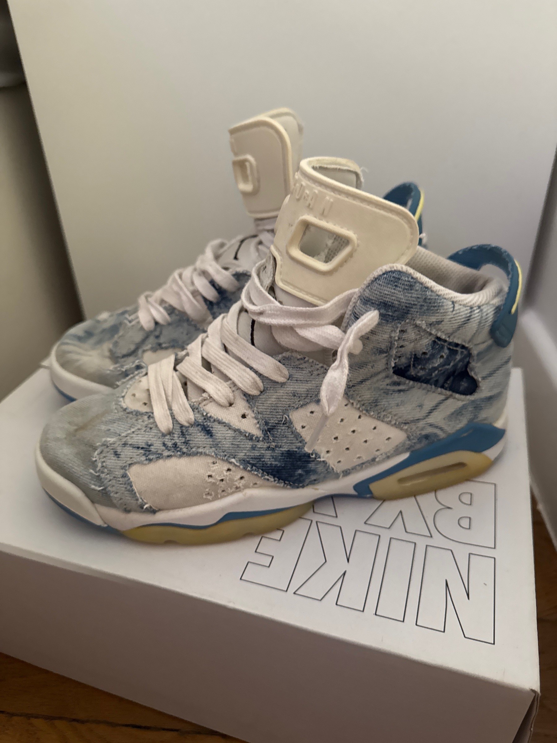 Photo de Air Jordan 6 Retro Washed Denim