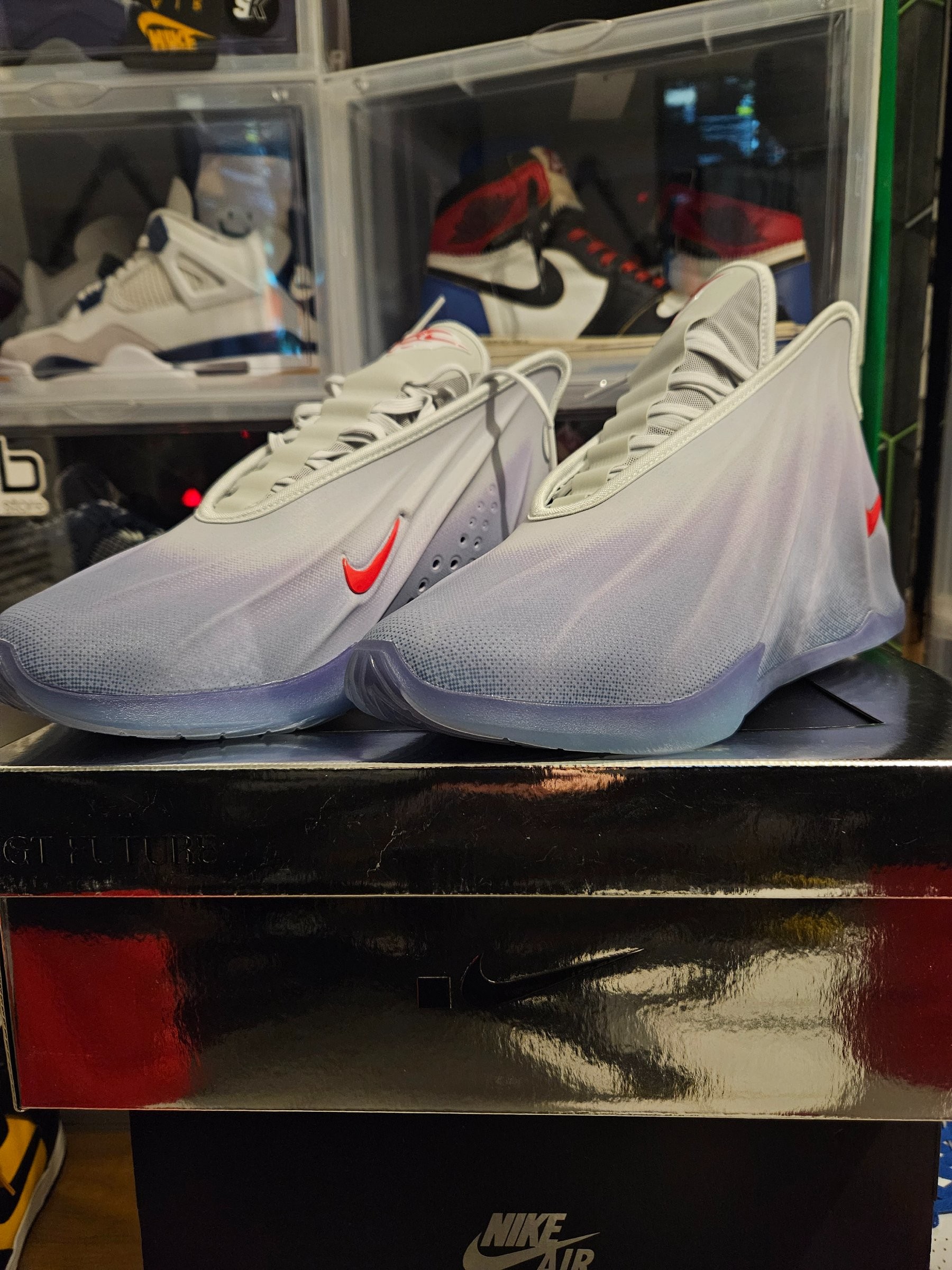 Photo de Nike G.T. Future SwooshMan Metallic Silver/University Red