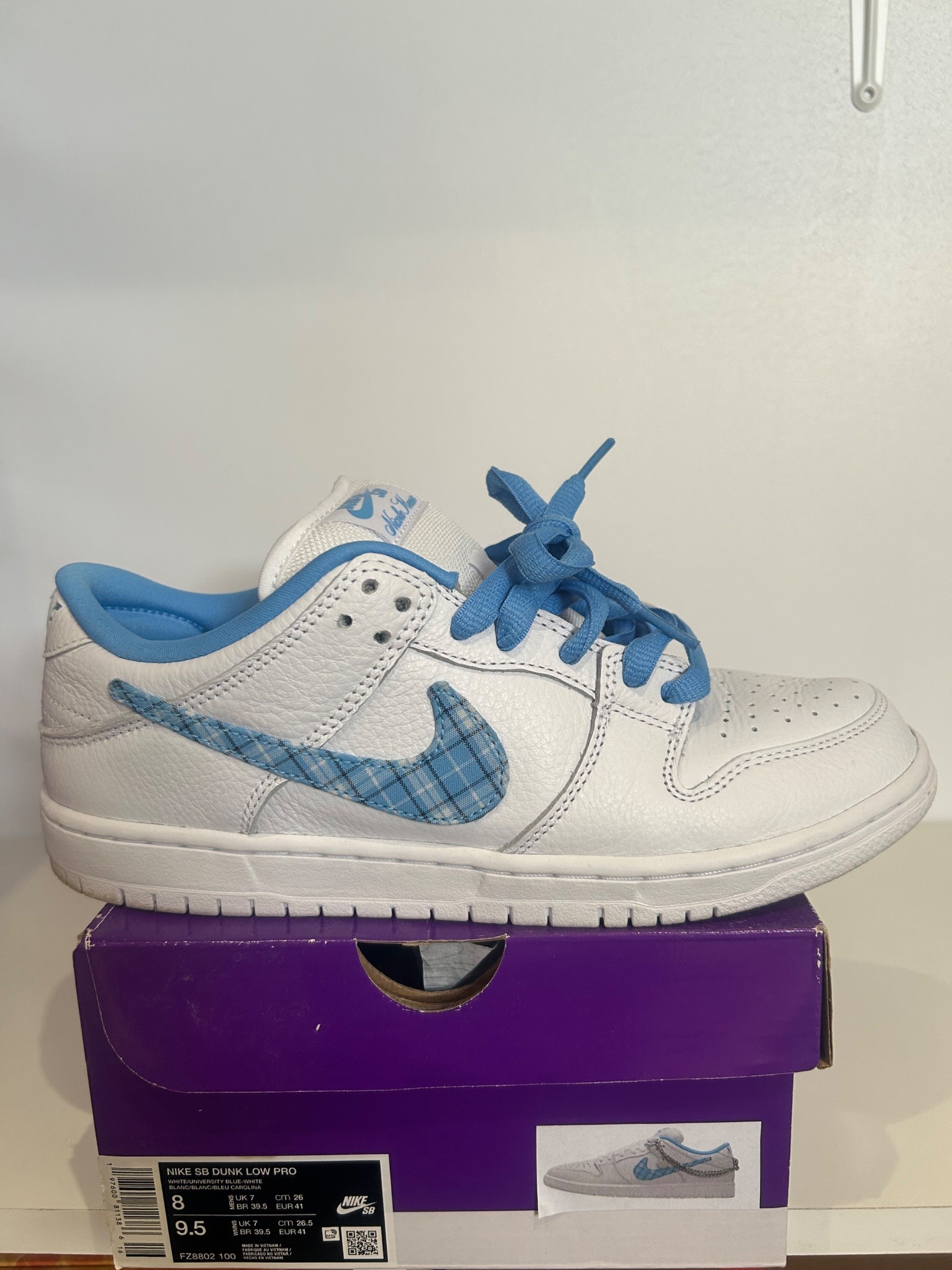 Photo de Nike SB Dunk Low Pro White/University Blue Plaid