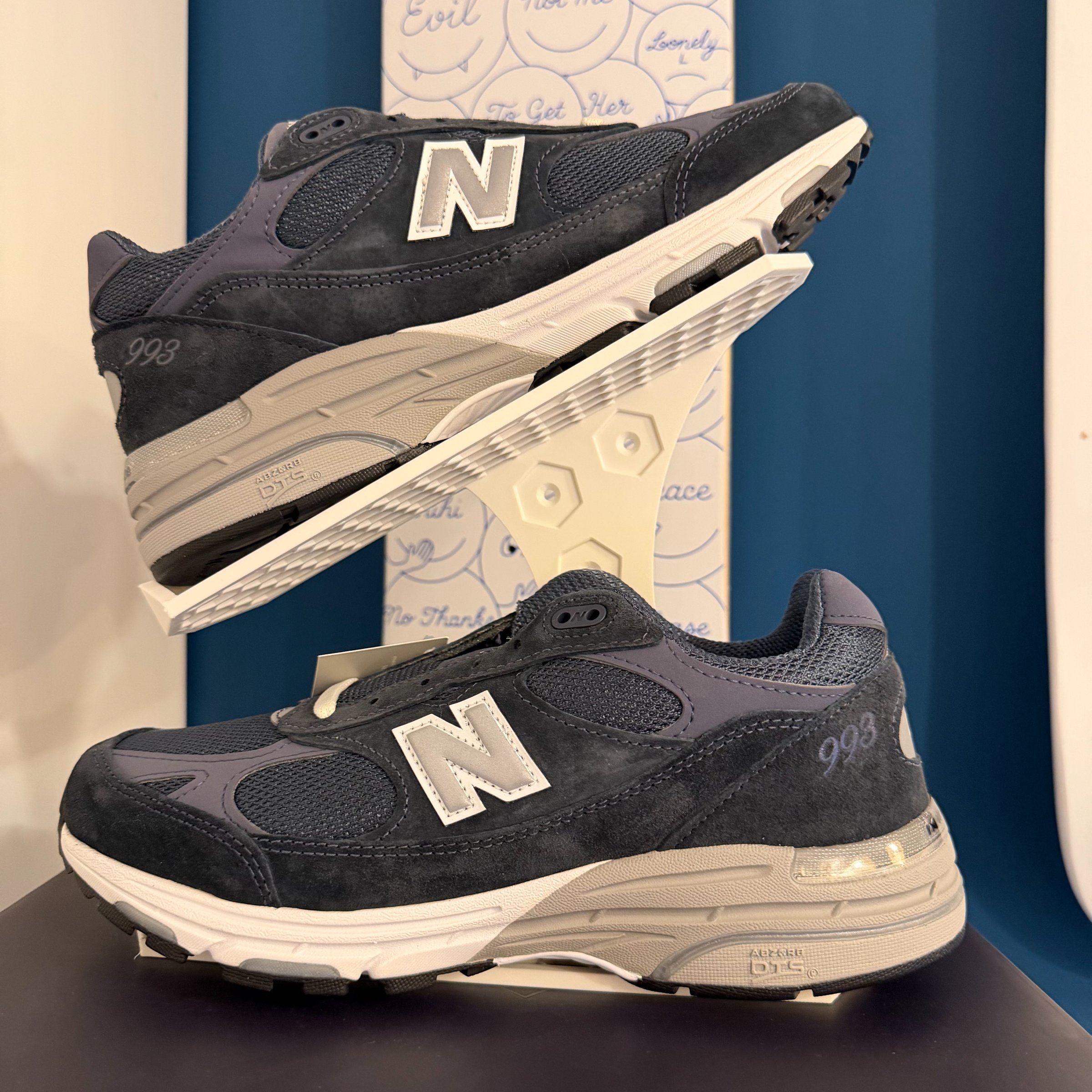 Photo de New Balance 993 Made in USA Navy/Grey (Kith)