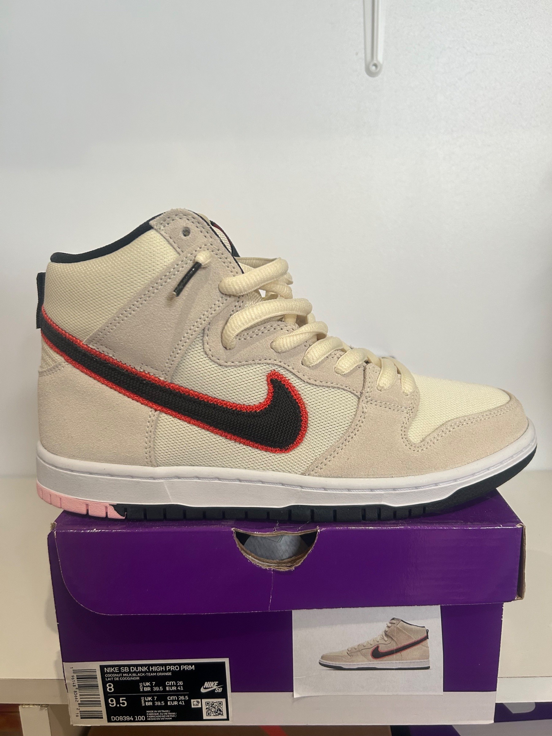 Photo de Nike SB Dunk High Pro PRM Coconut Milk/Black-Team Orange