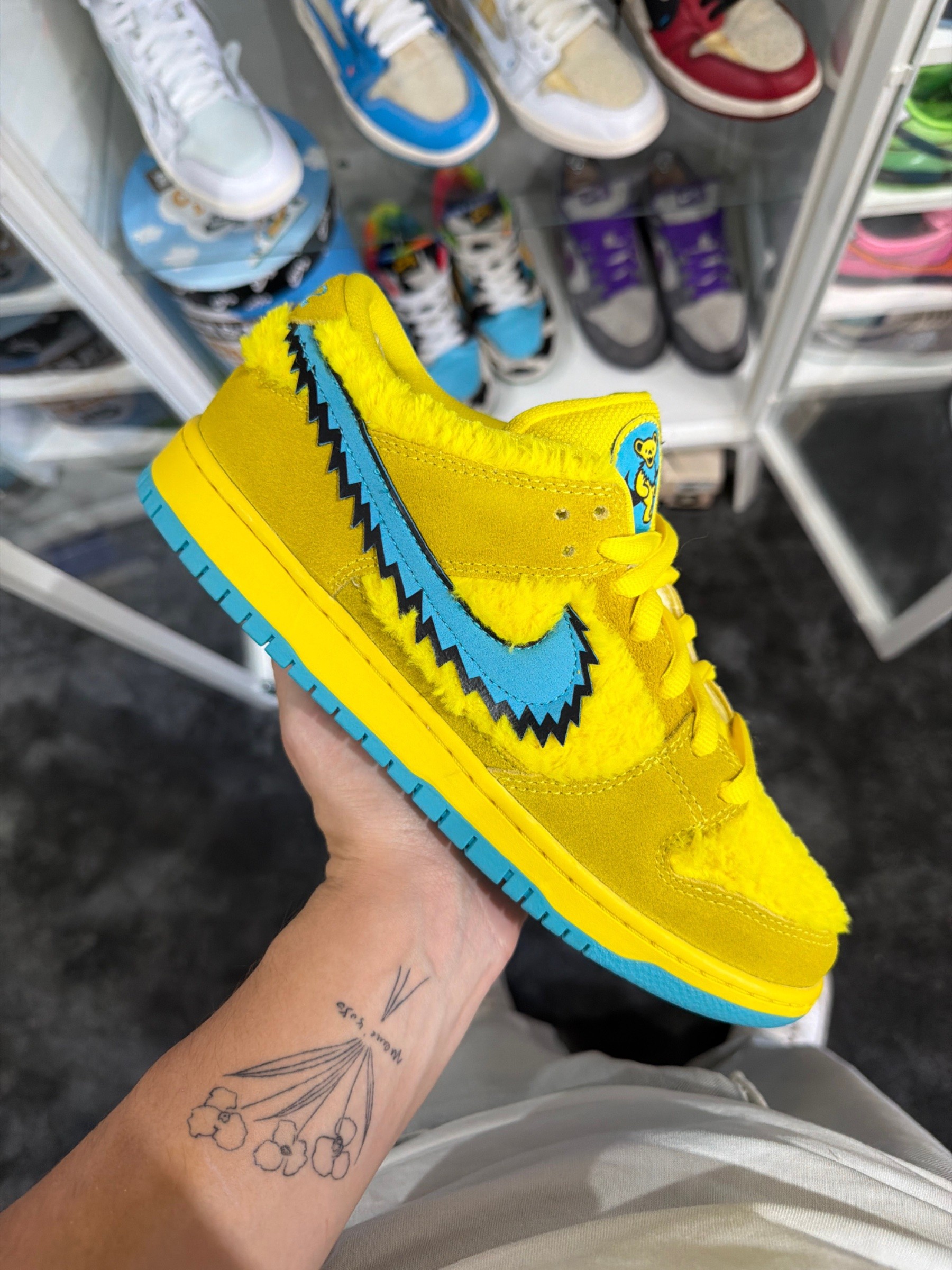 Photo de Nike SB Dunk Low Grateful Dead Bears Yellow « Yellow Bear »