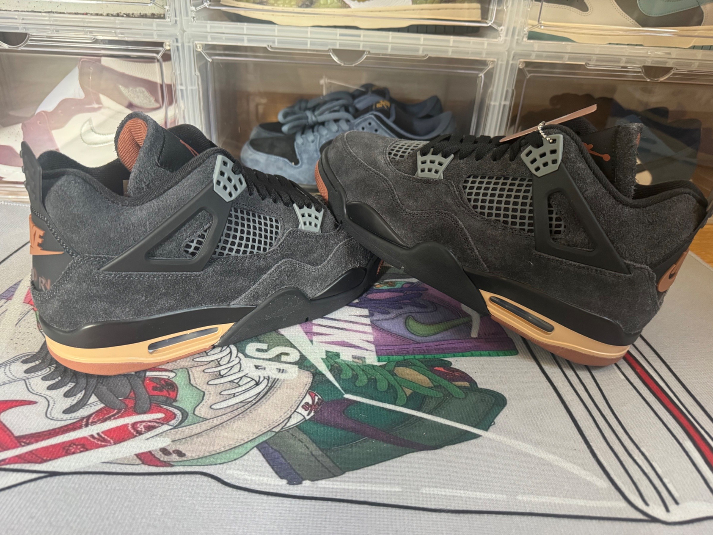 Photo de Air Jordan 4 Retro London Black/Dark smokey grey