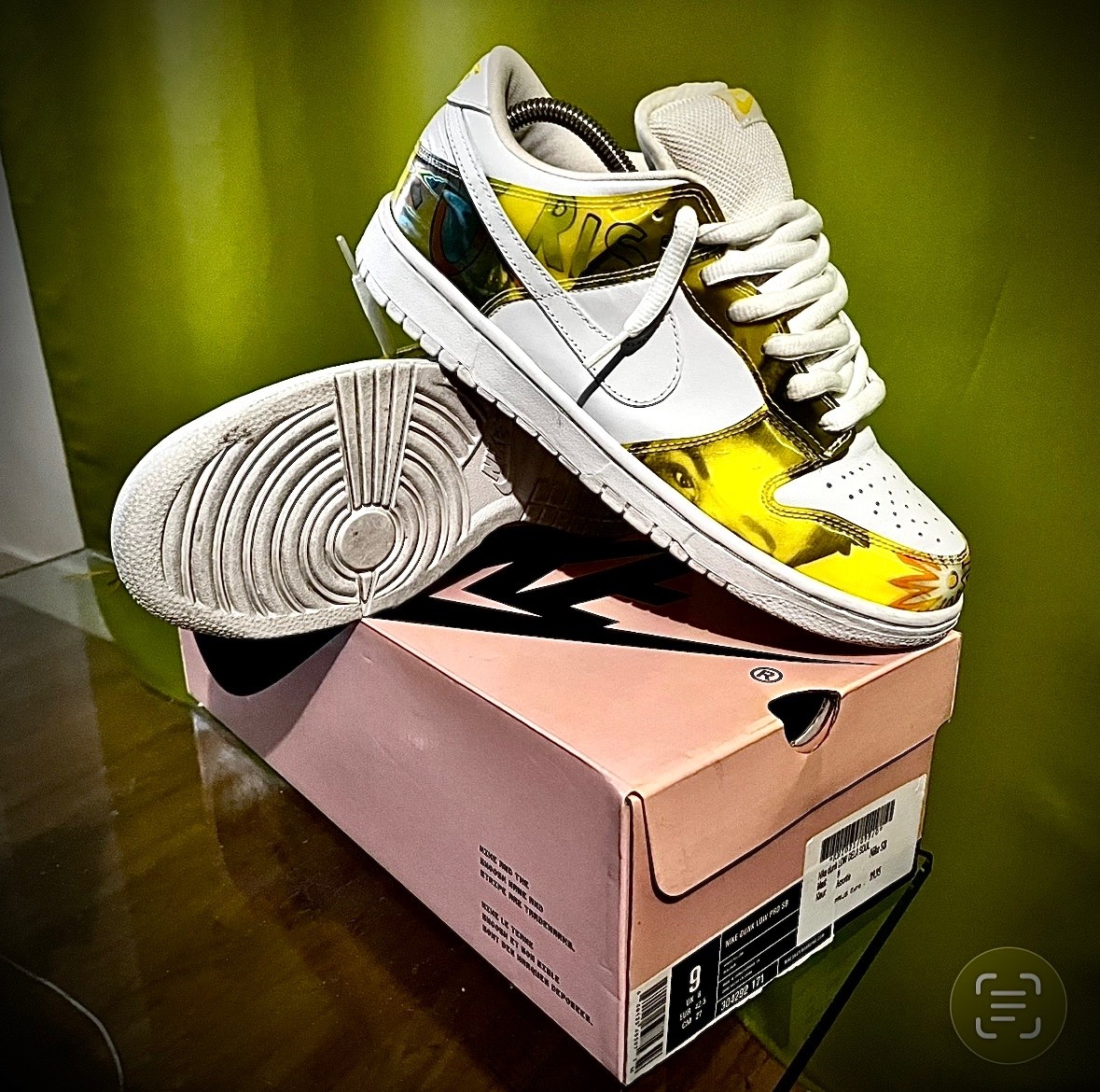 Photo de Nike Dunk Low Pro SB “De La Soul” White/Yellow