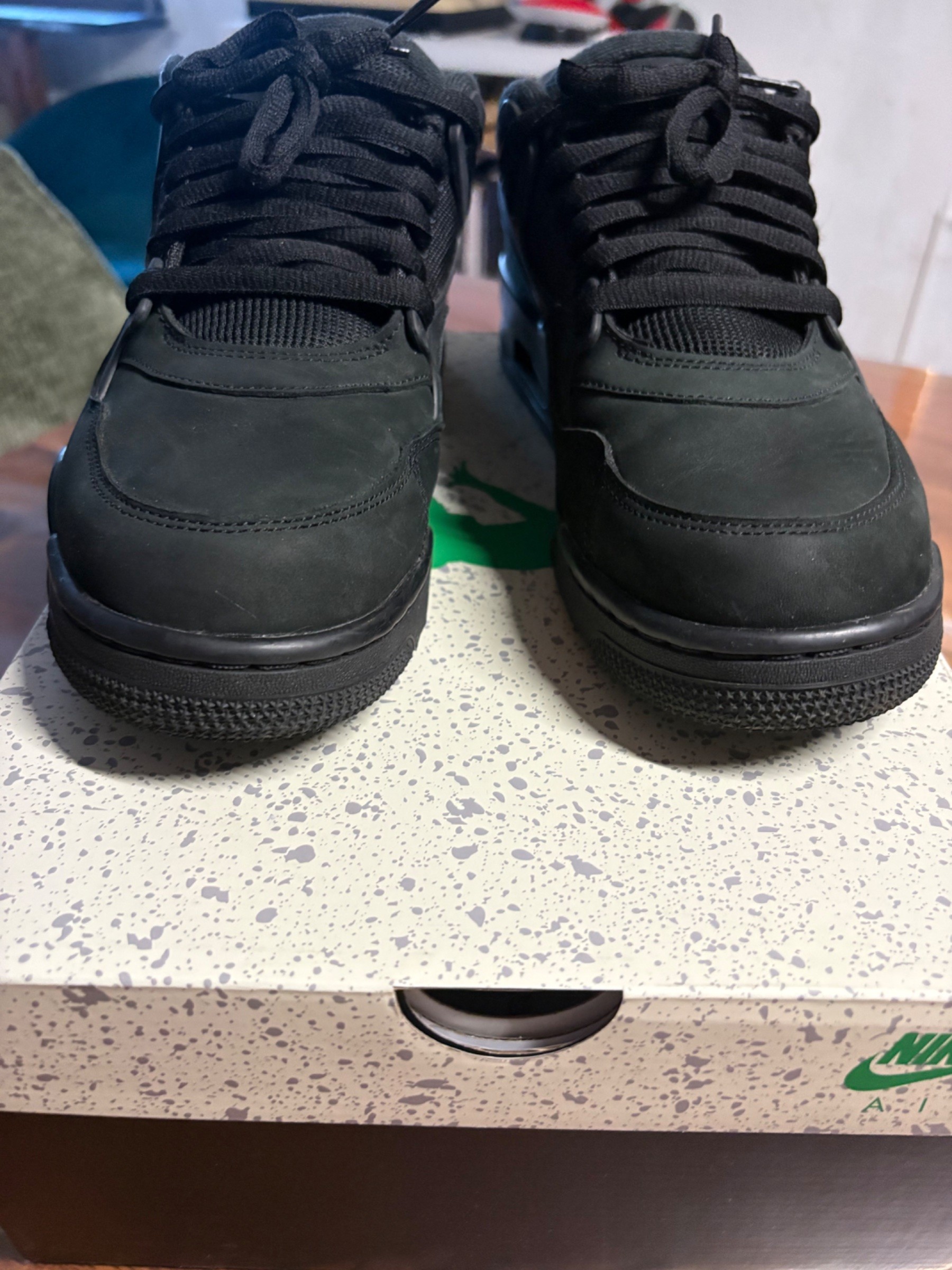 Photo de Nike Air Jordan 4 RM Triple Black