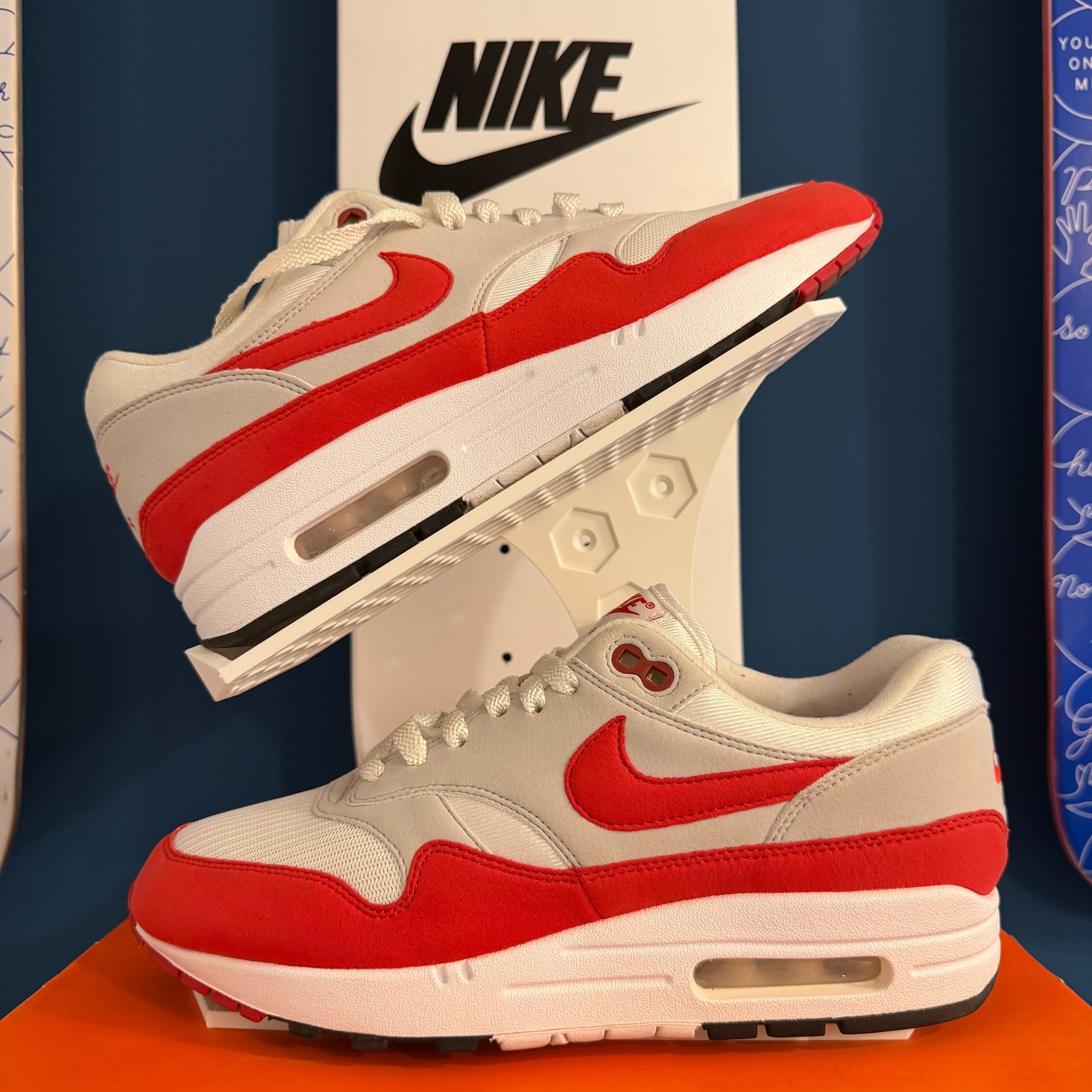 Photo de Nike Air Max 1 White/University Red (Anniversary)
