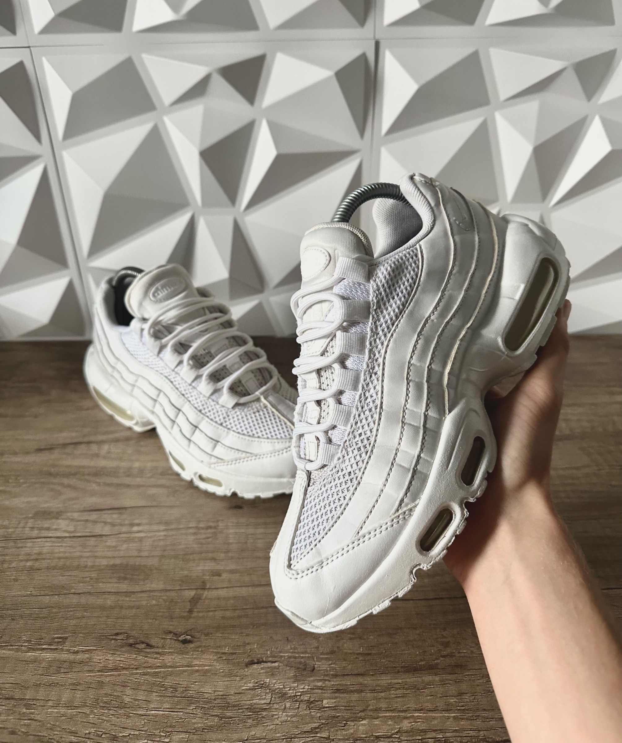 Photo de Nike Air Max 95 Triple White