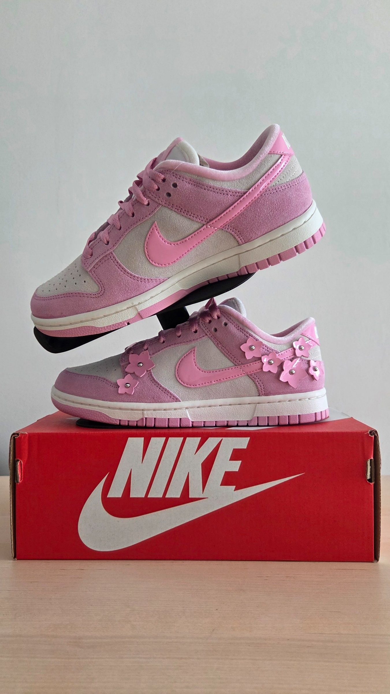 Photo de Nike Dunk Low SE Pink Rise/Pink Rise-Sail