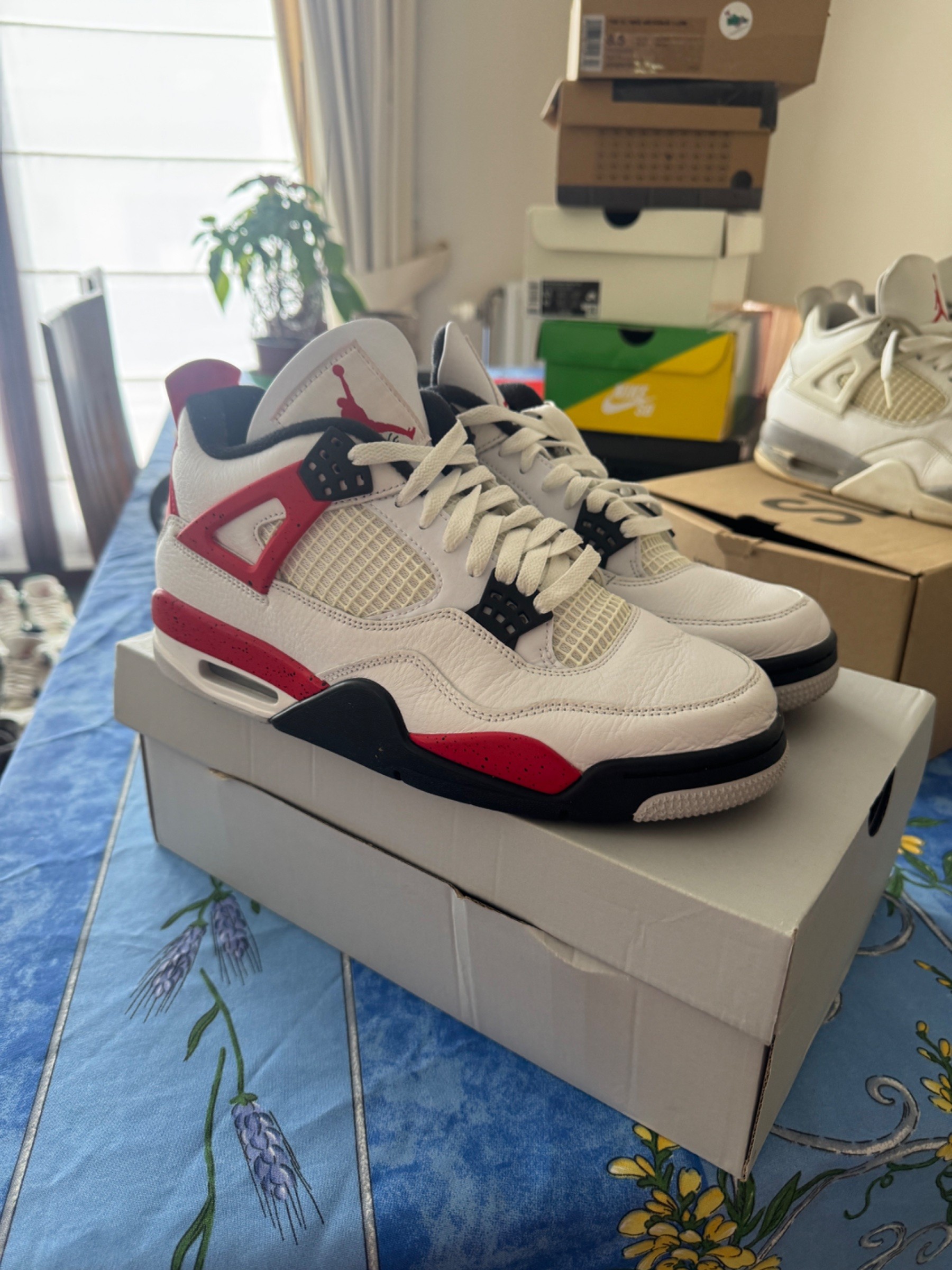 Photo de Air Jordan 4 Retro Fire Red