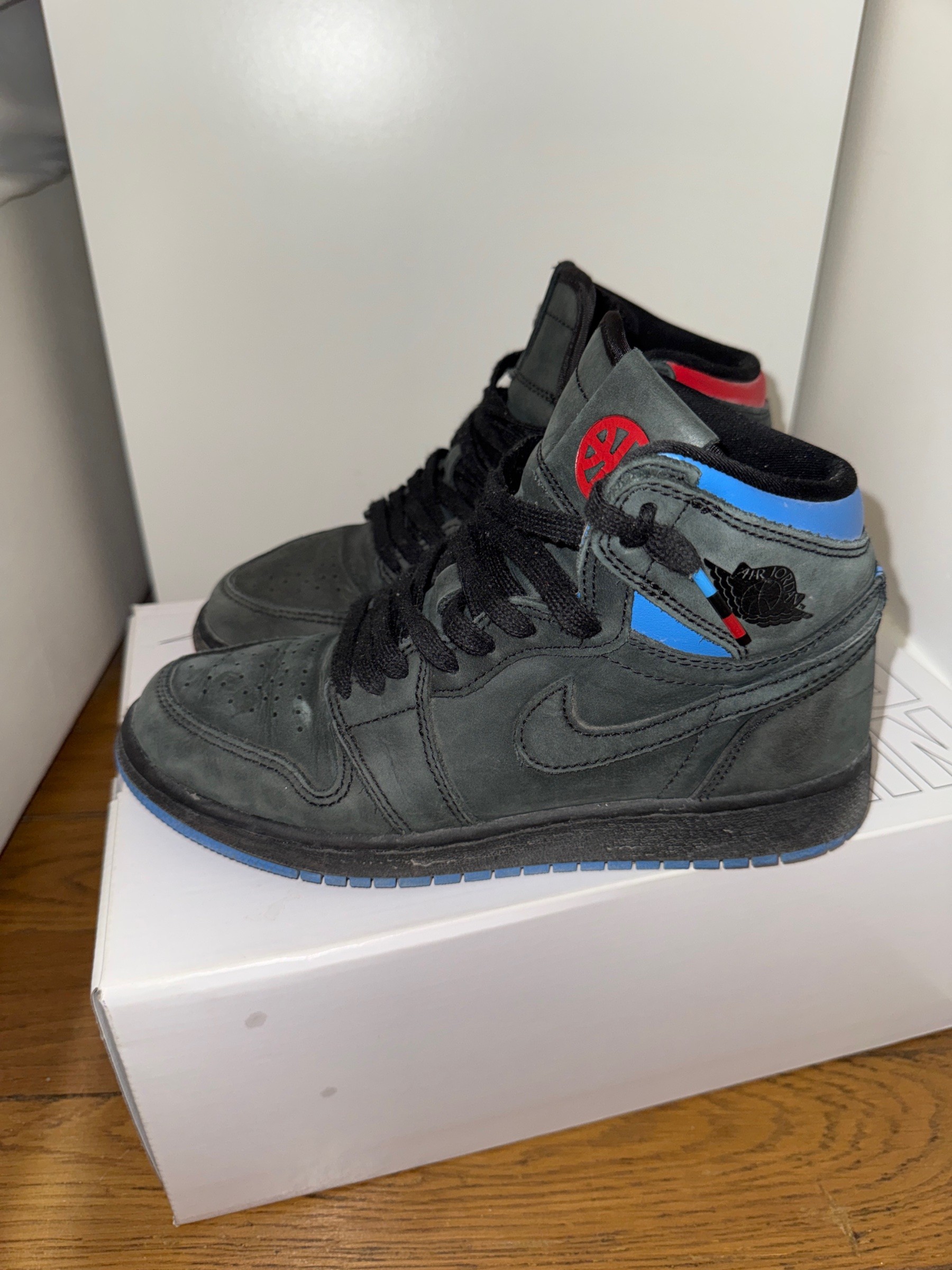 Photo de Air Jordan 1 Retro High OG Black/Blue/Red (Q54)