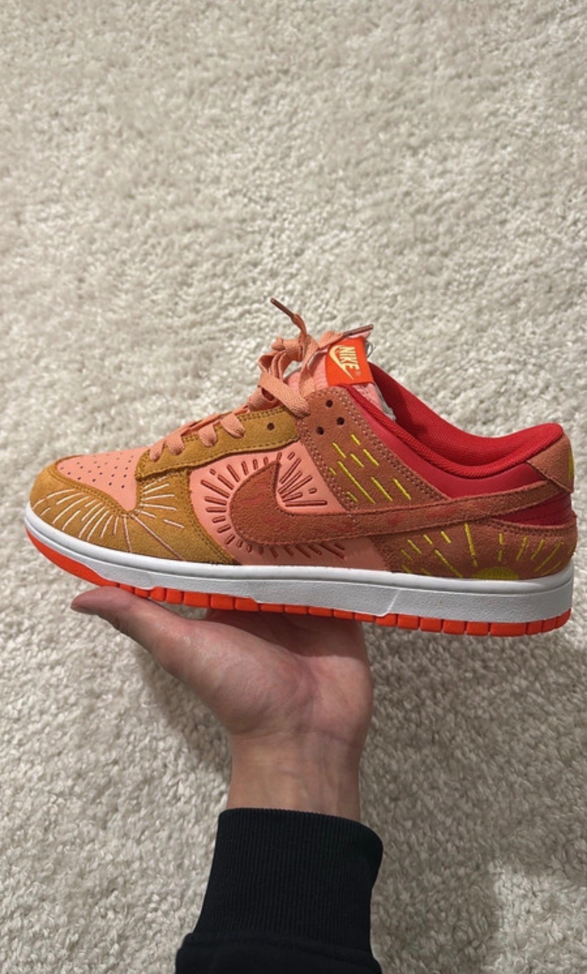 Photo de Nike Dunk Low Sunburst/Orange Cracked Leather