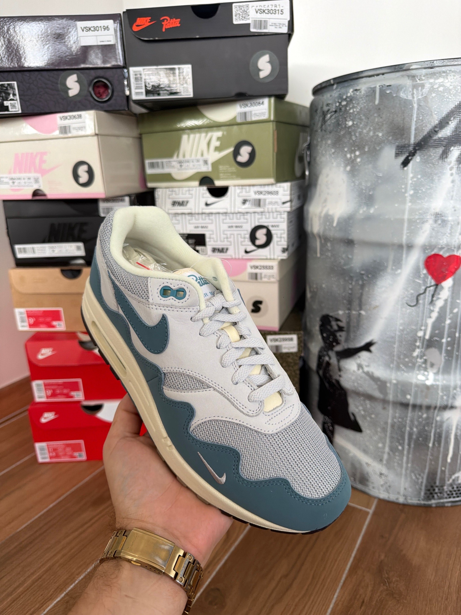 Photo de Nike Air Max 1 / P White/Hyper Crimson (Patta)