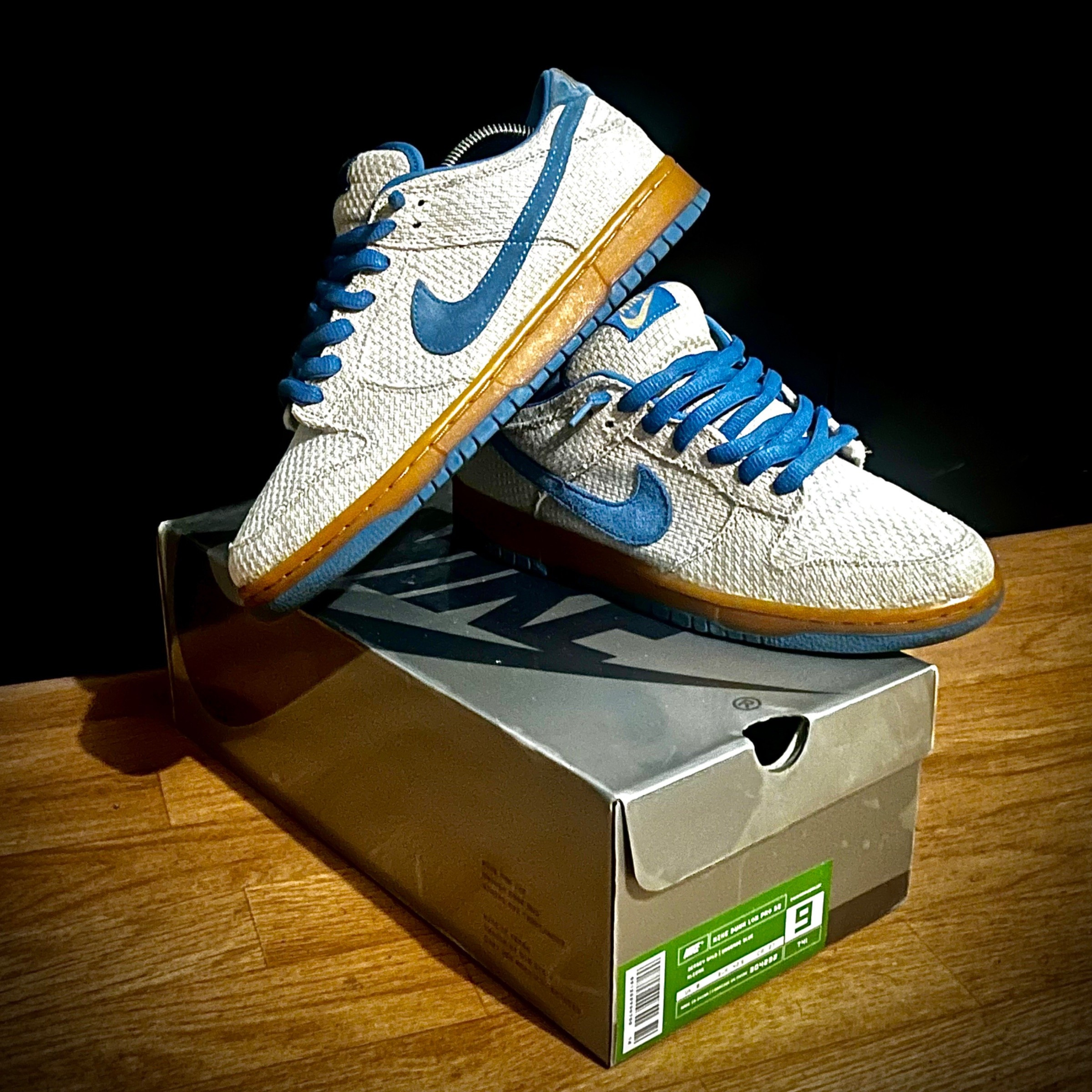 Photo de Nike Dunk Low Pro SB “Blue Hemp” Jersey Gold/Cascade Blue-Elecrs