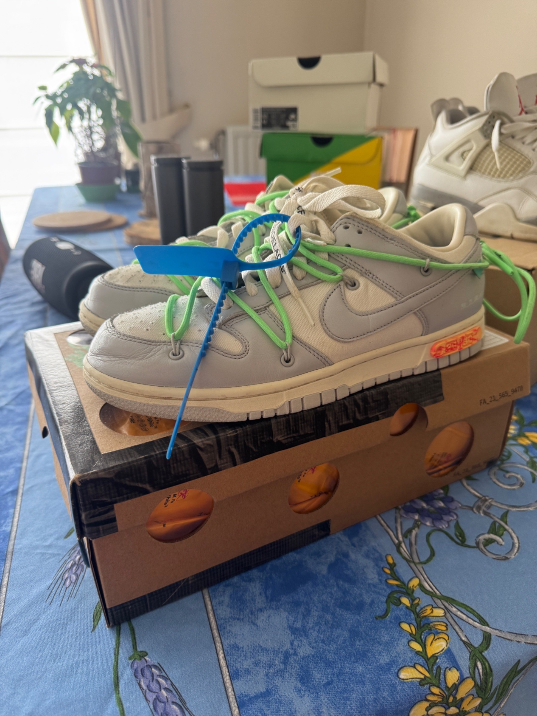 Photo de Nike Dunk Low x Off-White Lot 23 of 50 White/Green