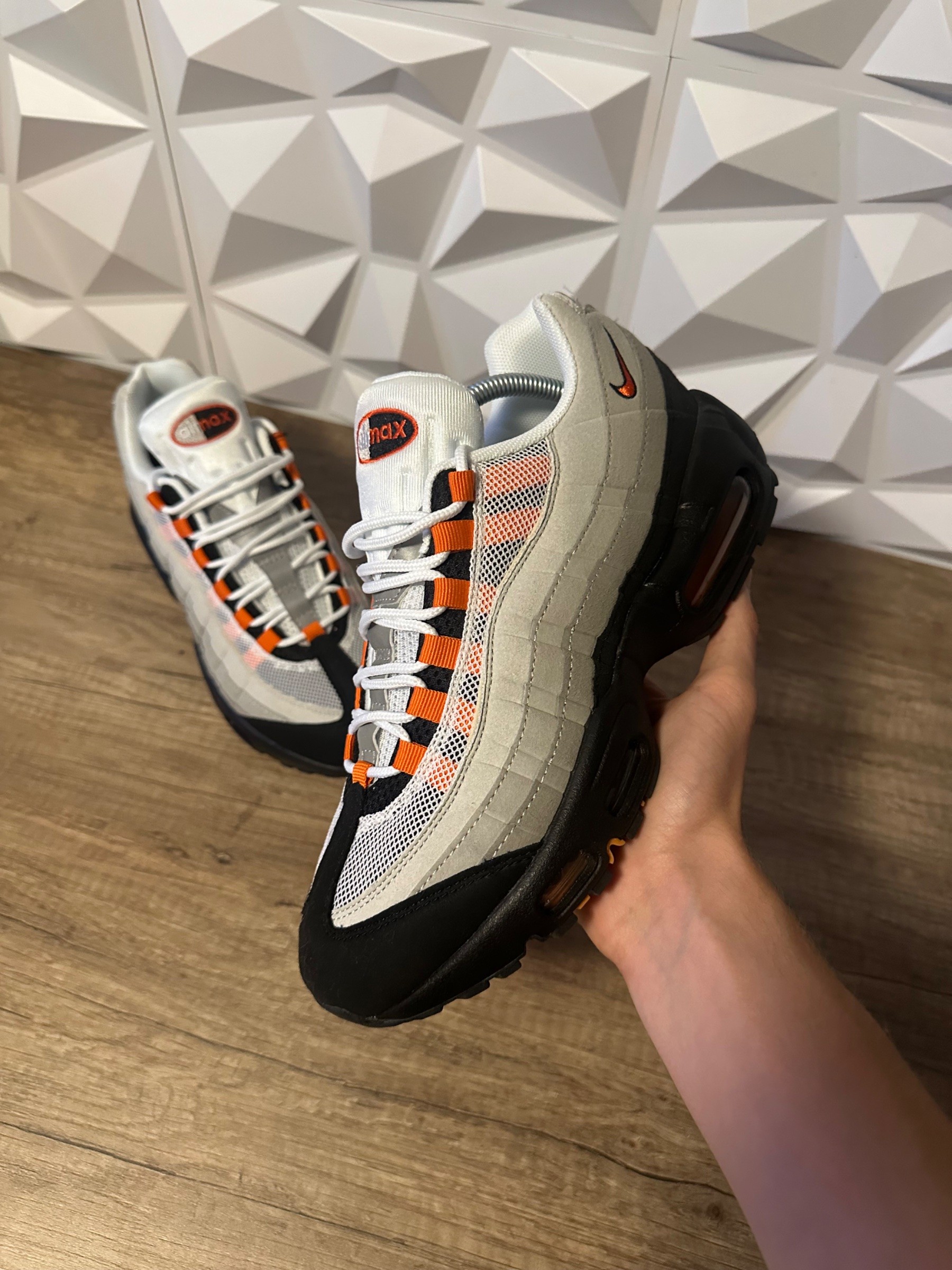 Photo de Nike Air Max 95 White/Black/Total Orange