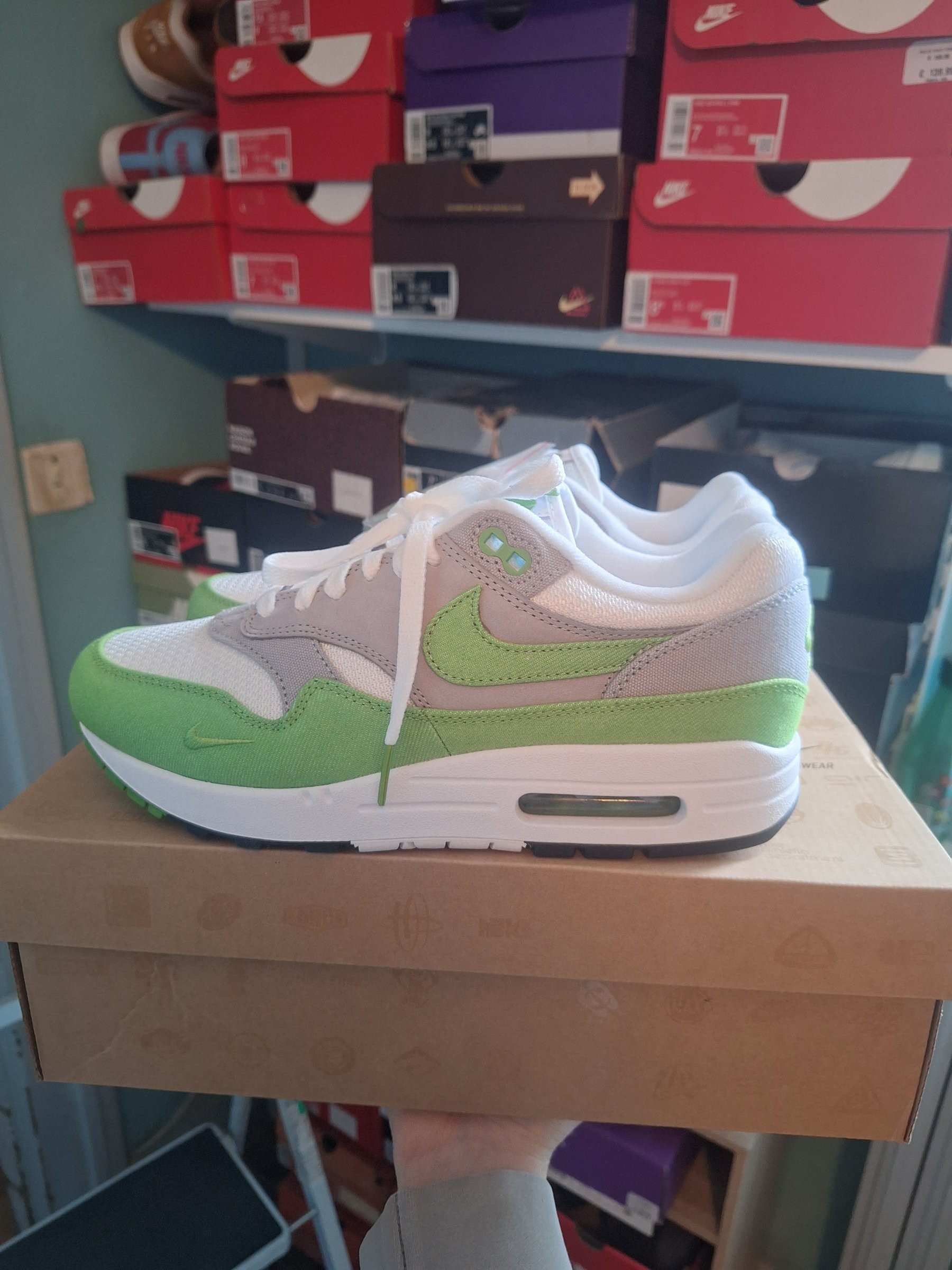 Photo de Nike Air Max 1 Patta 20th Anniversary Chlorophyll