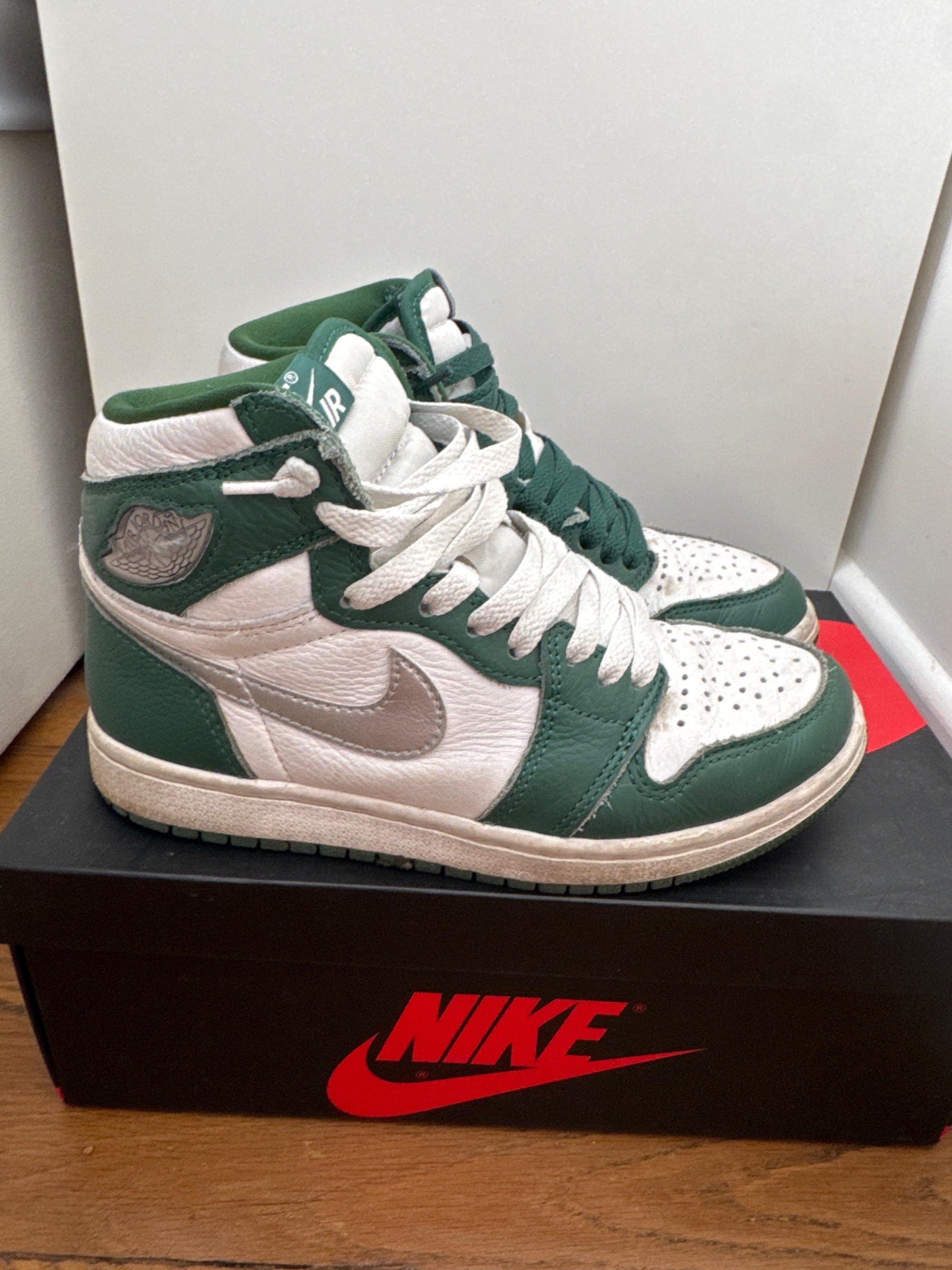 Photo de Air Jordan 1 Retro High OG Gorge Green/Metallic Silver