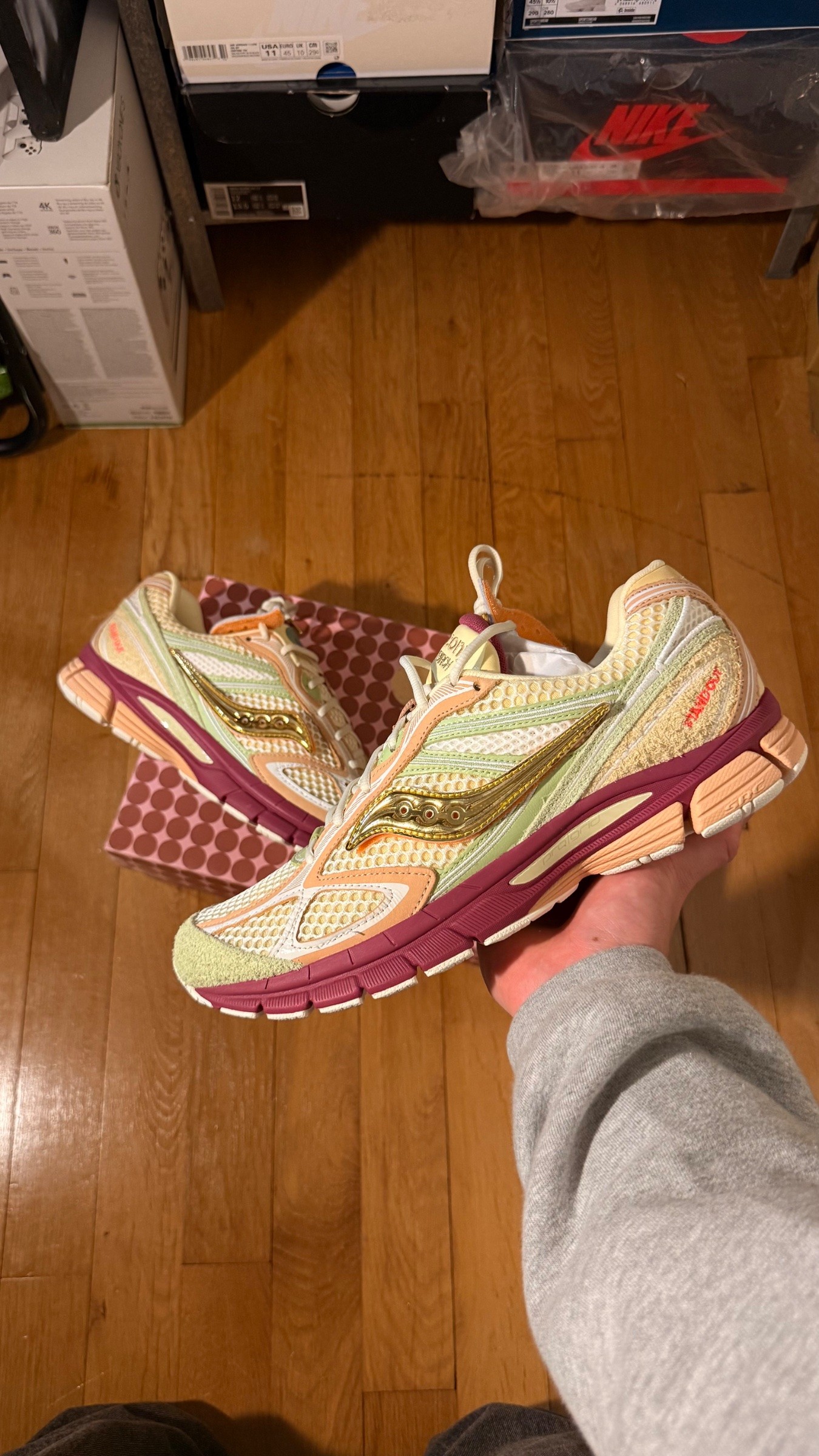 Photo de Saucony ProGrid Guide 7 Stan Birch Cream/Mauve