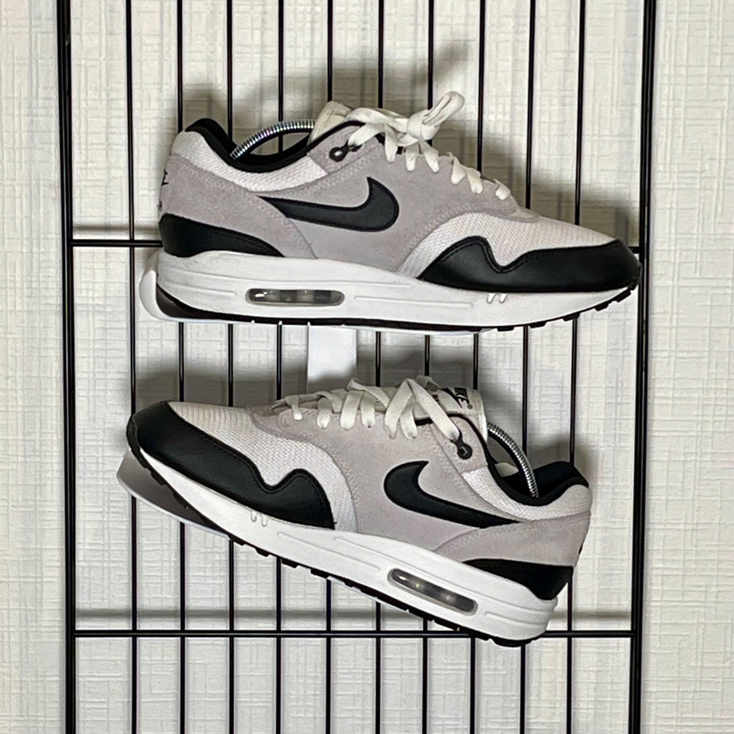 Photo de Nike Air Max 1 Black/White/Granite
