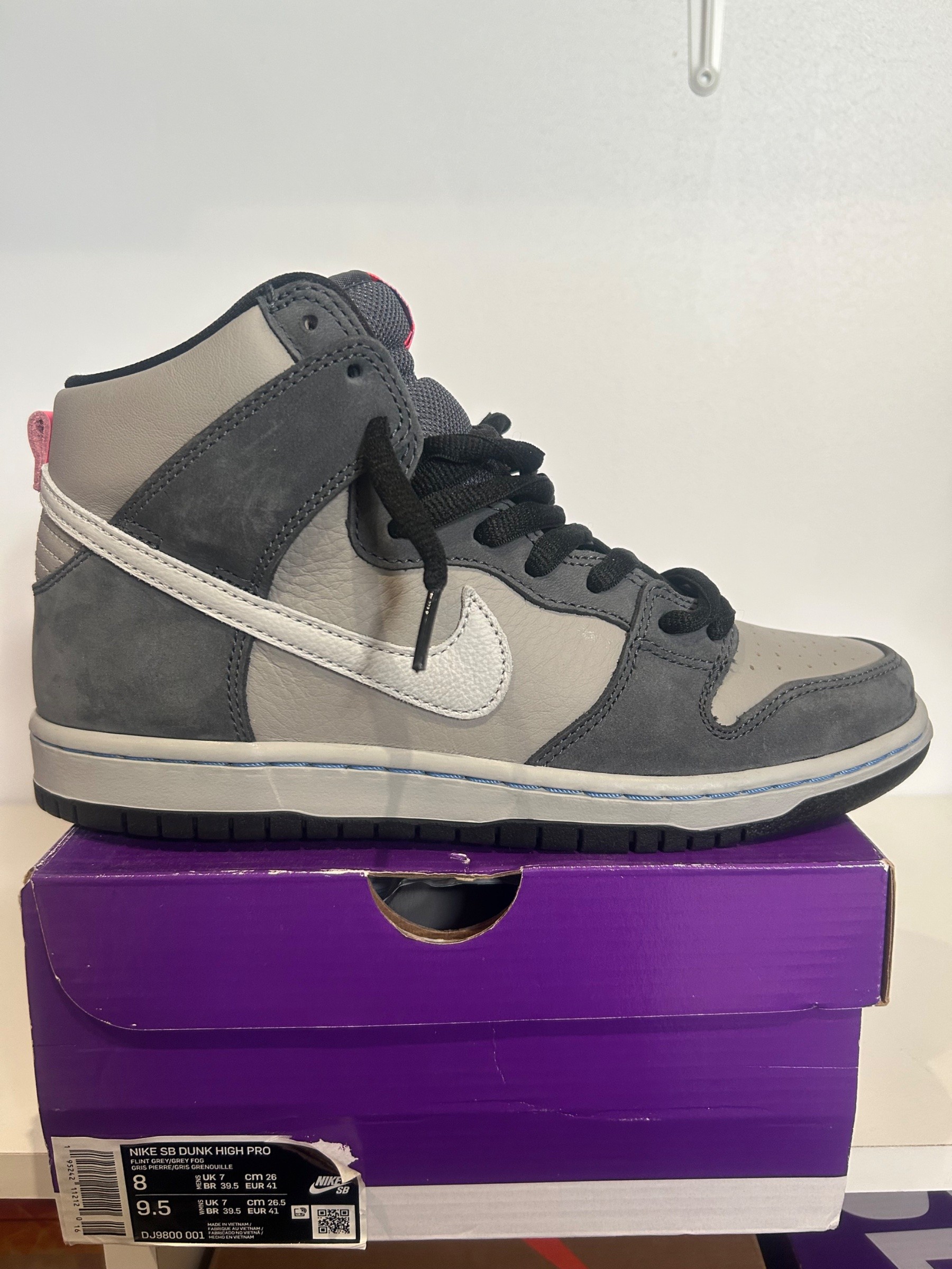 Photo de Nike SB Dunk High Pro Flint Grey/Pink