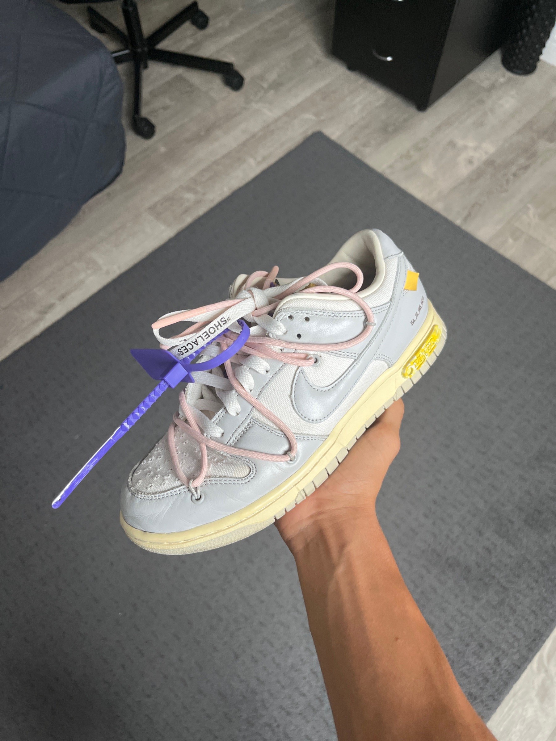 Photo de Nike Dunk Low Off-White Off-White Lot 24