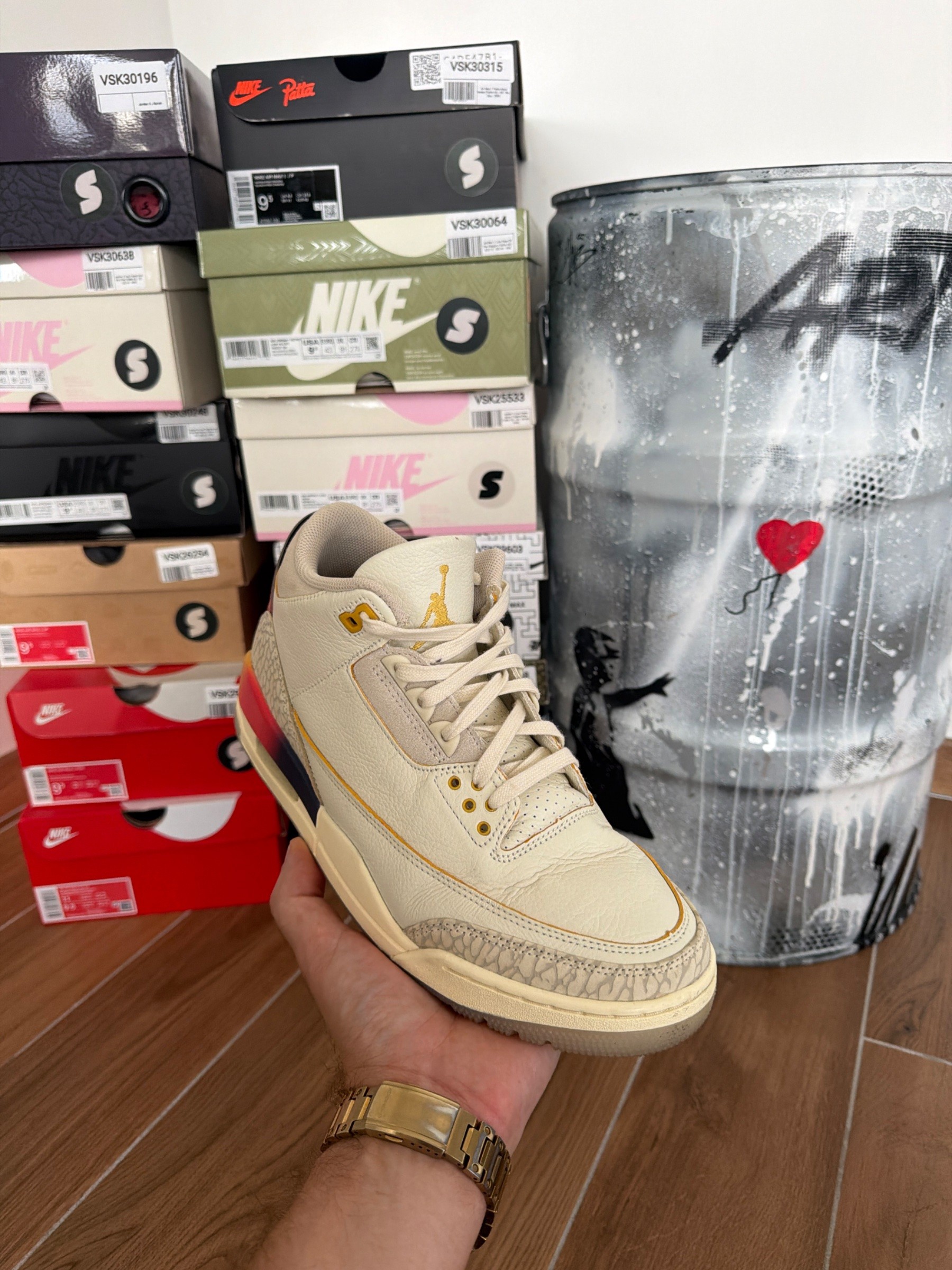 Photo de Air Jordan 3 Retro SP J Balvin Cream/Gold-Sail (SP)
