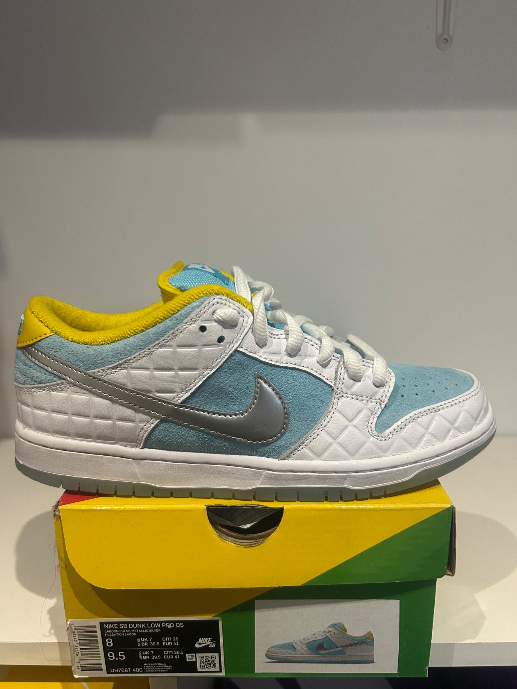 Photo de Nike SB Dunk Low FTC Lagoon Pulse/Metallic Silver