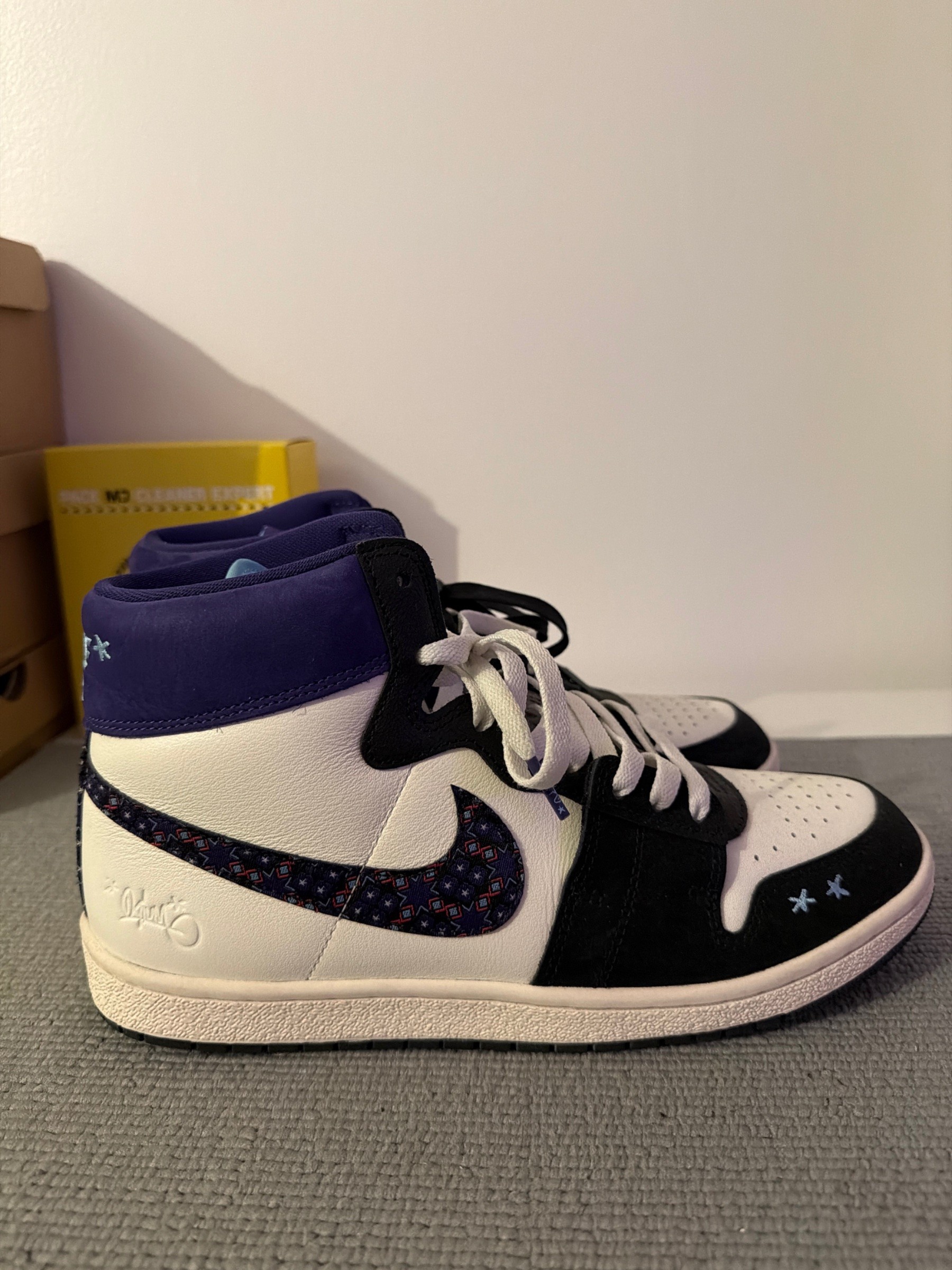 Photo de Nike Jordan Air Ship PE SP Opium Sail/Blue Chill/Black/Court Purple