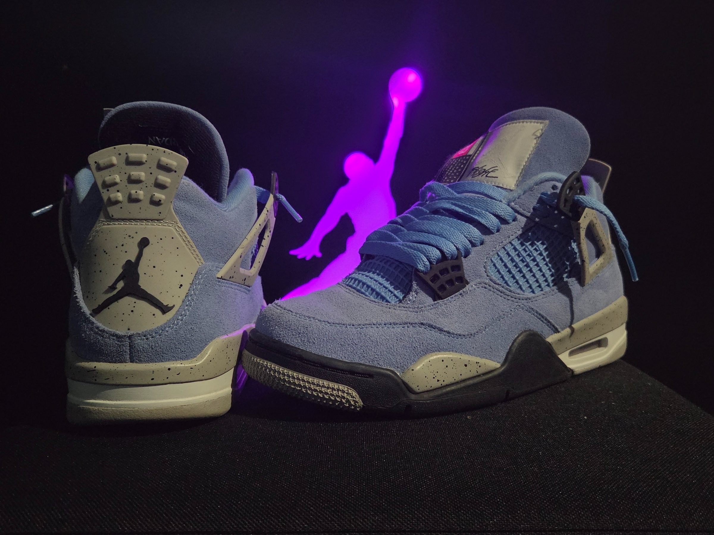 Photo de Air Jordan 4 Retro University Blue