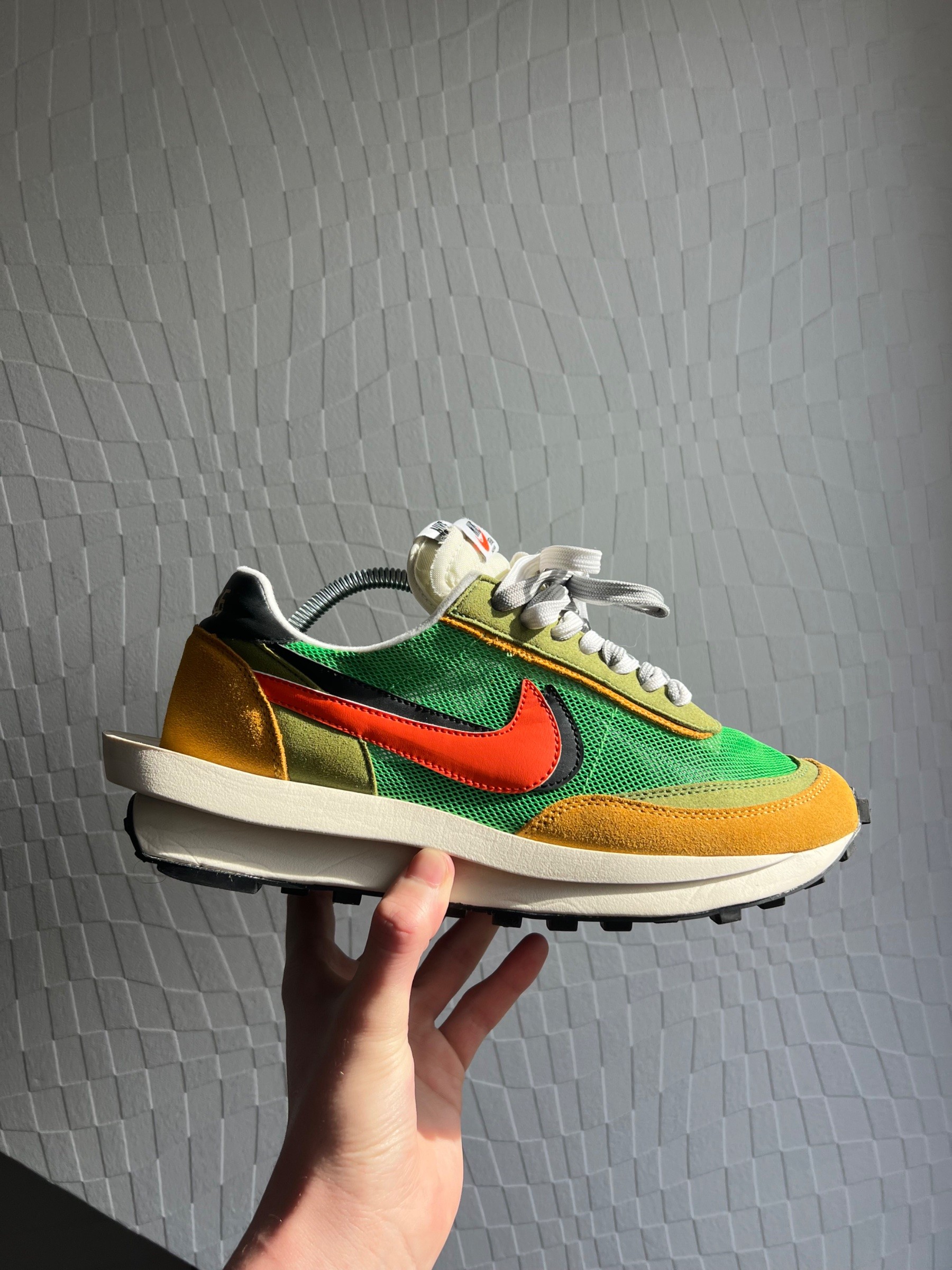 Photo de Nike Sacai LDWaffle Green/Red/Yellow (Sacai Multi)