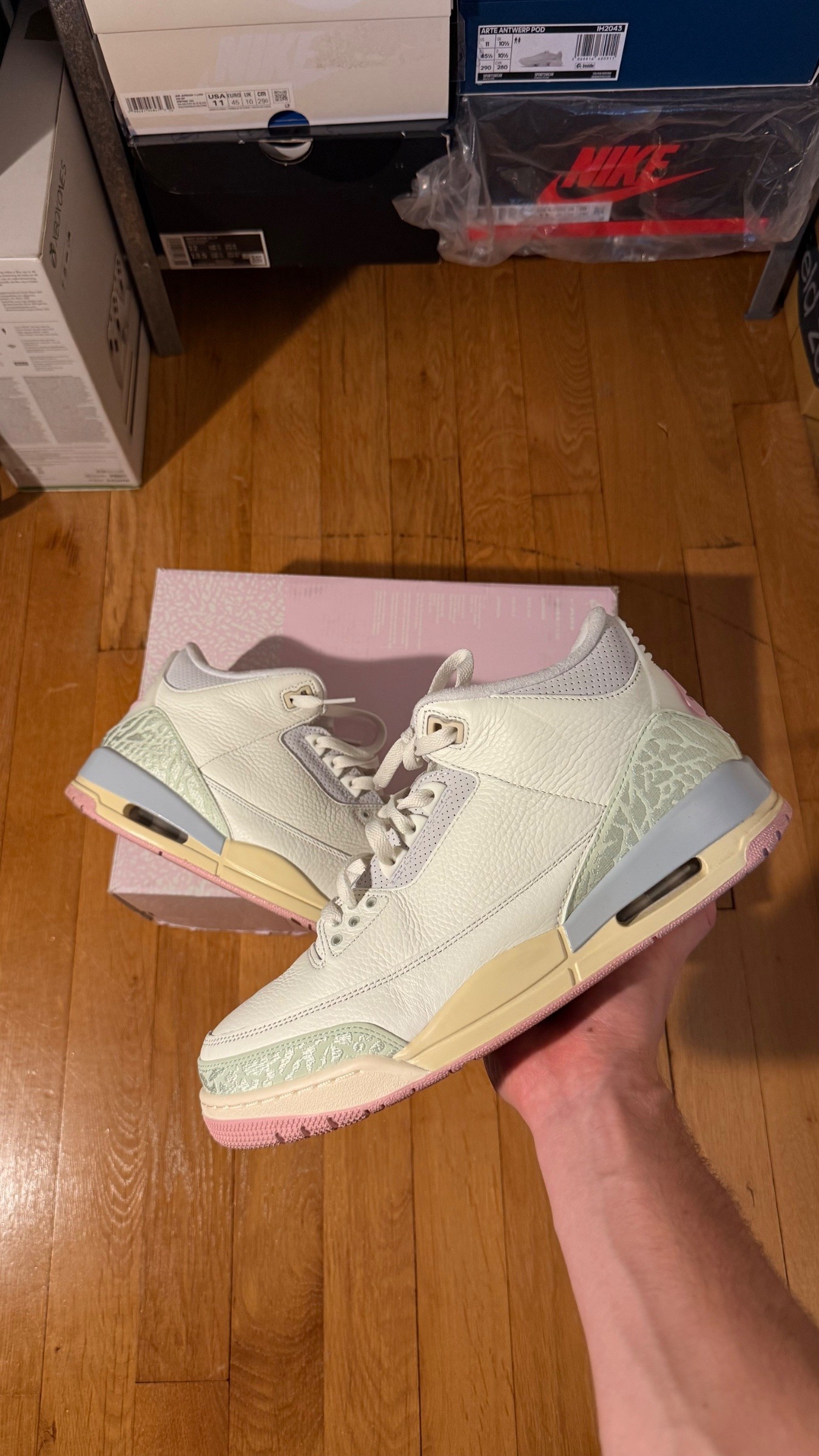 Photo de Jordan 3 Retro Spring Is In The Air