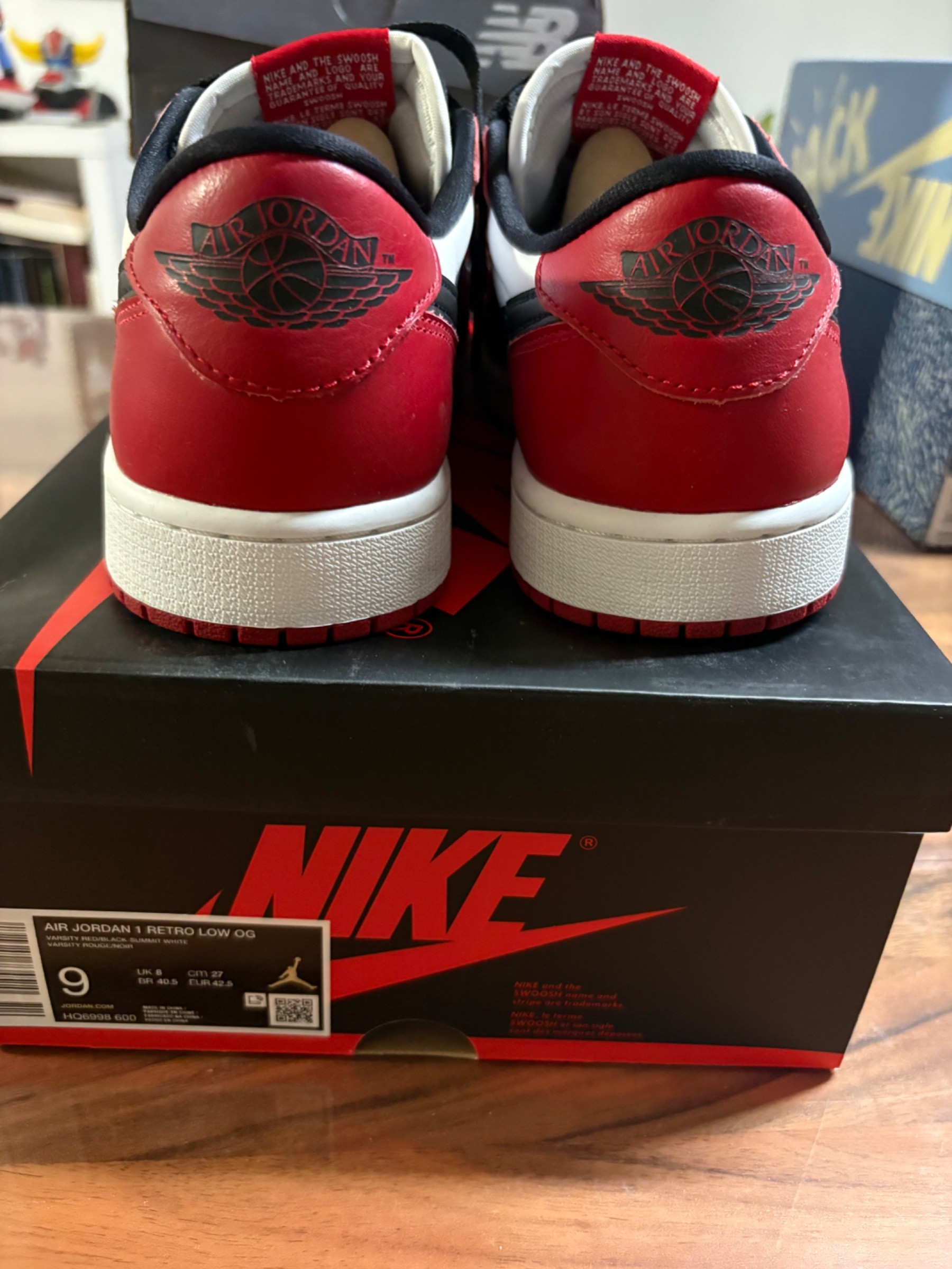 Photo de Air Jordan 1 Retro Low OG Varsity Red/Black/Summit White