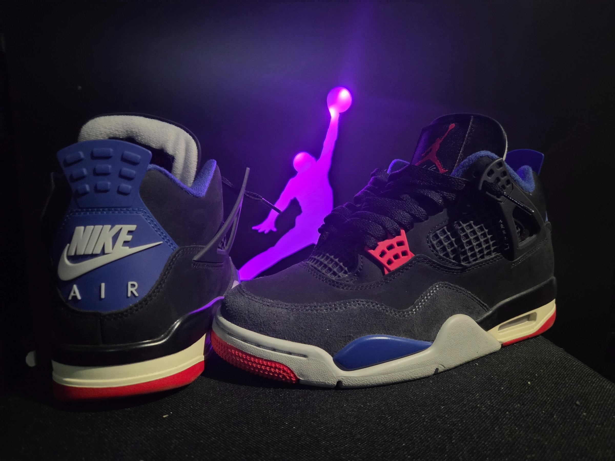 Photo de Air Jordan 4 Retro Black/Grey/Red/Blue rare air