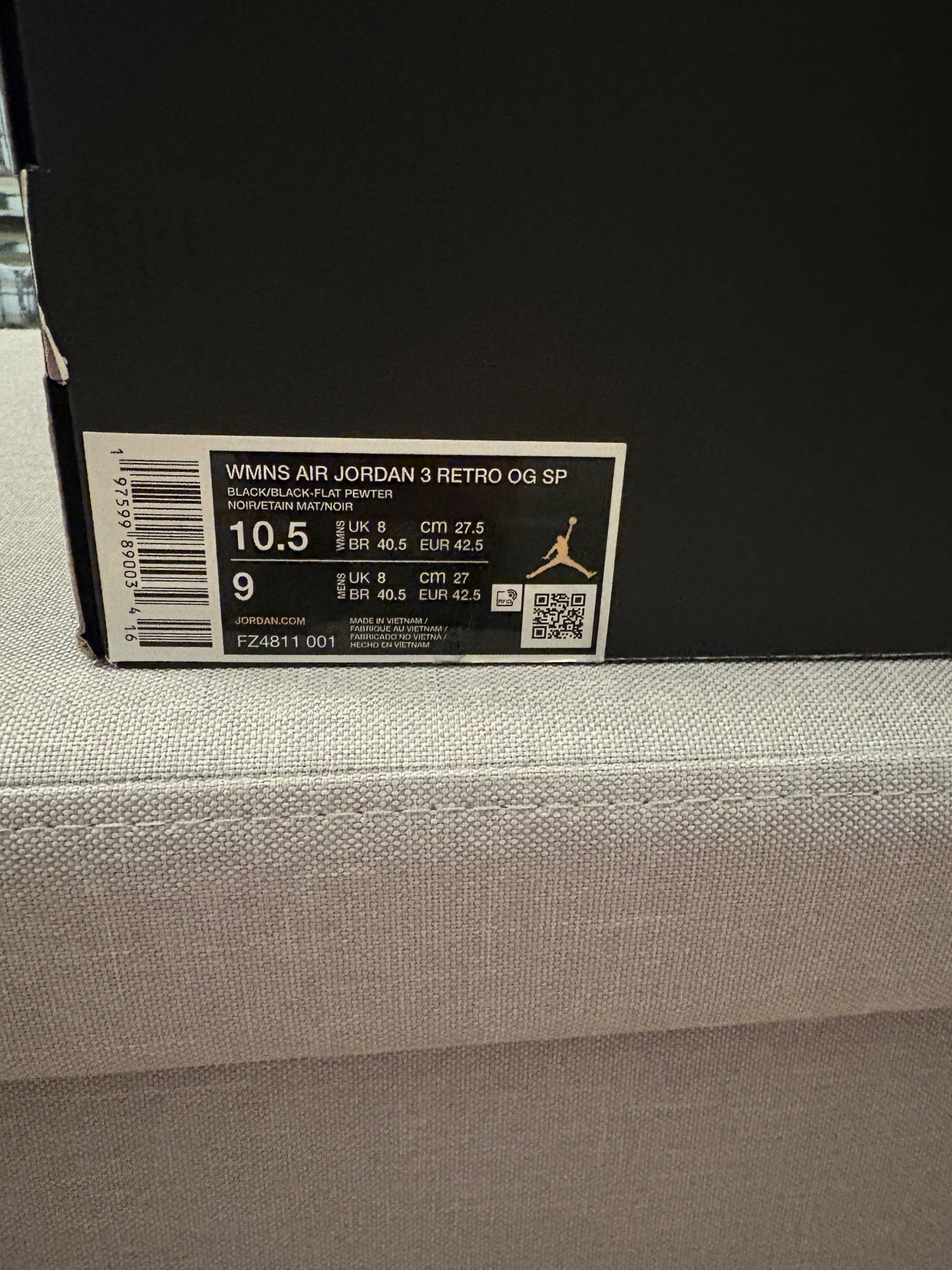 Photo de Air Jordan 3 Retro OG SP À Ma Manière Black/Black-Flat Pewter