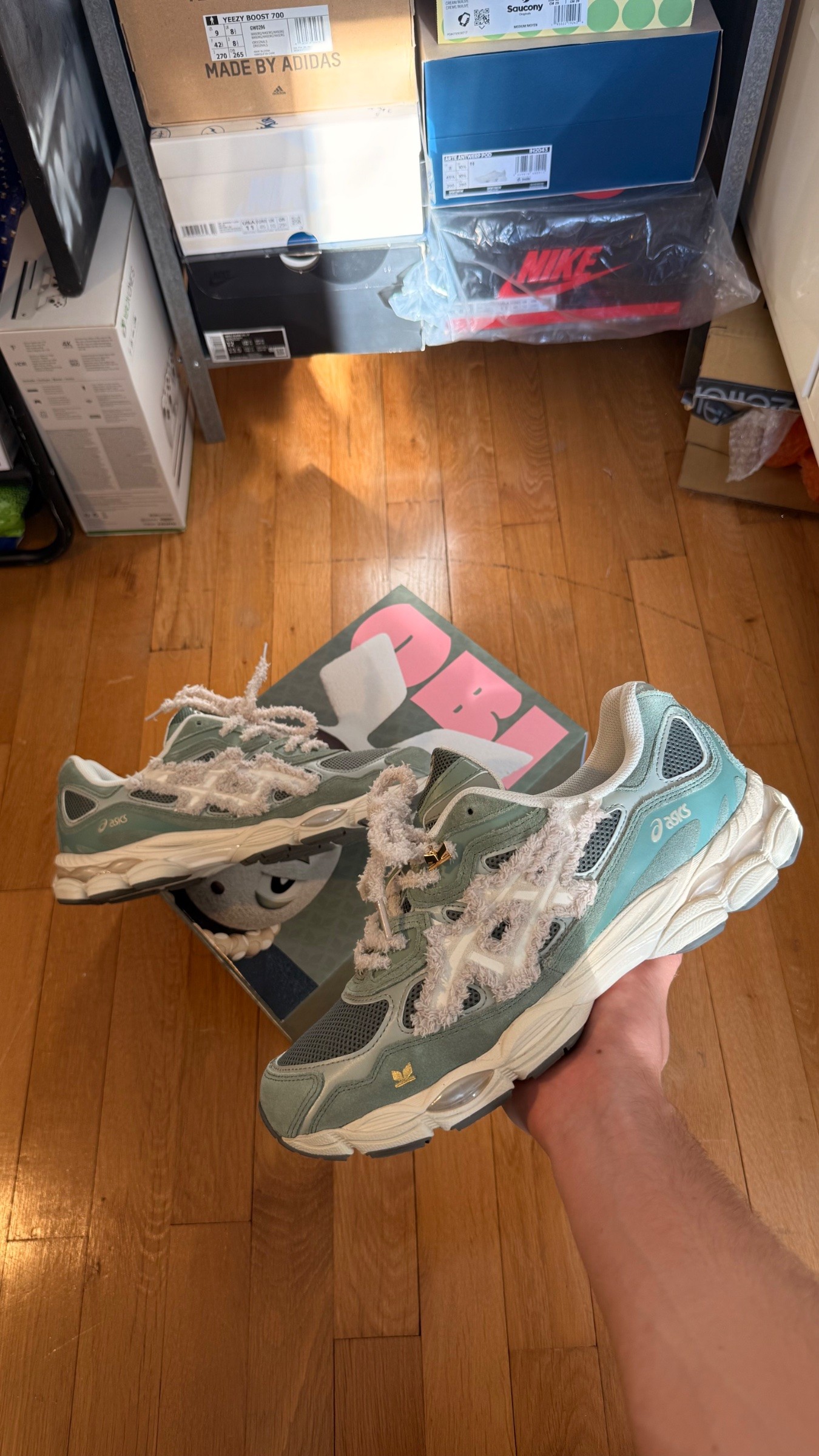 Photo de ASICS Gel-NYC Sneakmart x Stan Birch OBI Ivy/Smoke Grey