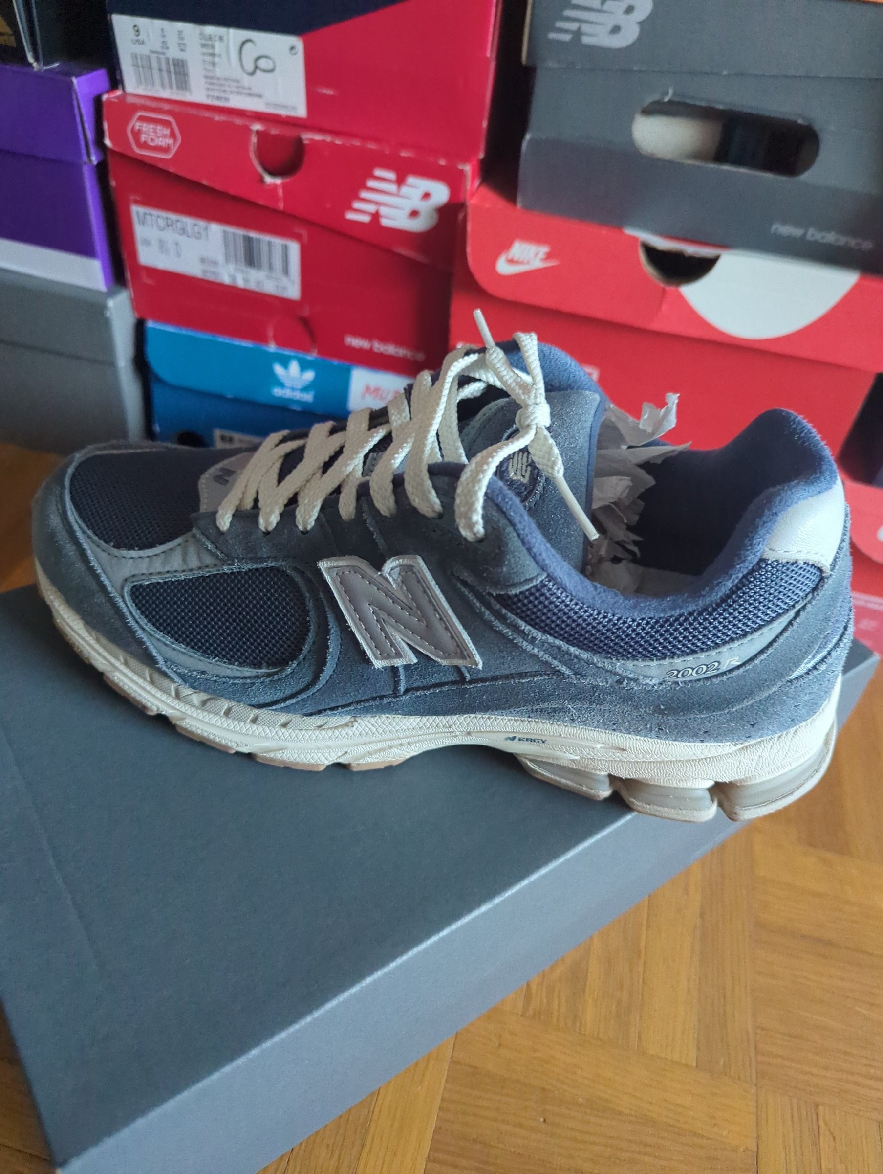 Photo de New Balance 2002R Navy/Grey