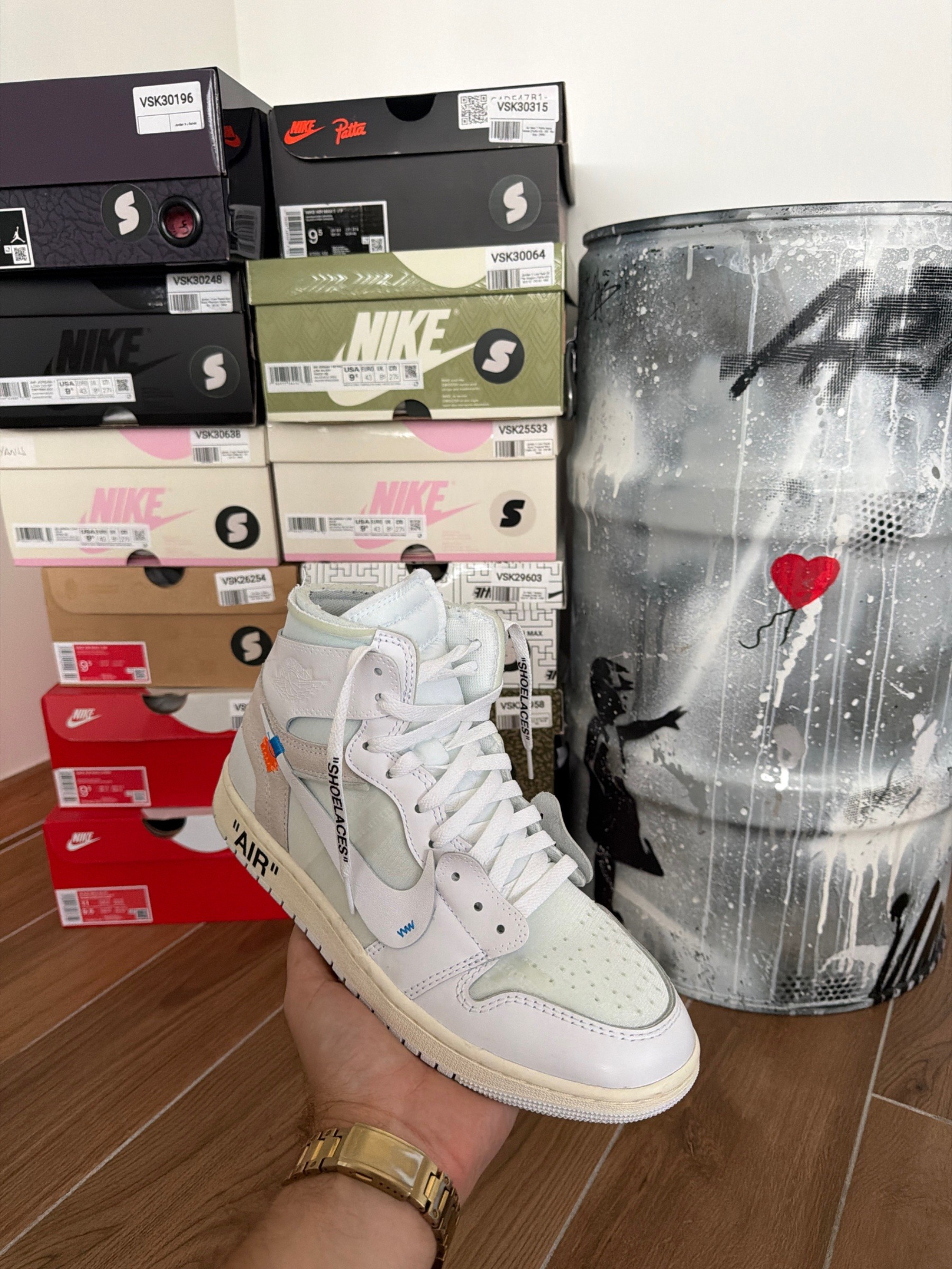 Photo de Air Jordan 1 Retro High OG Off-White White Alaska « NRG »