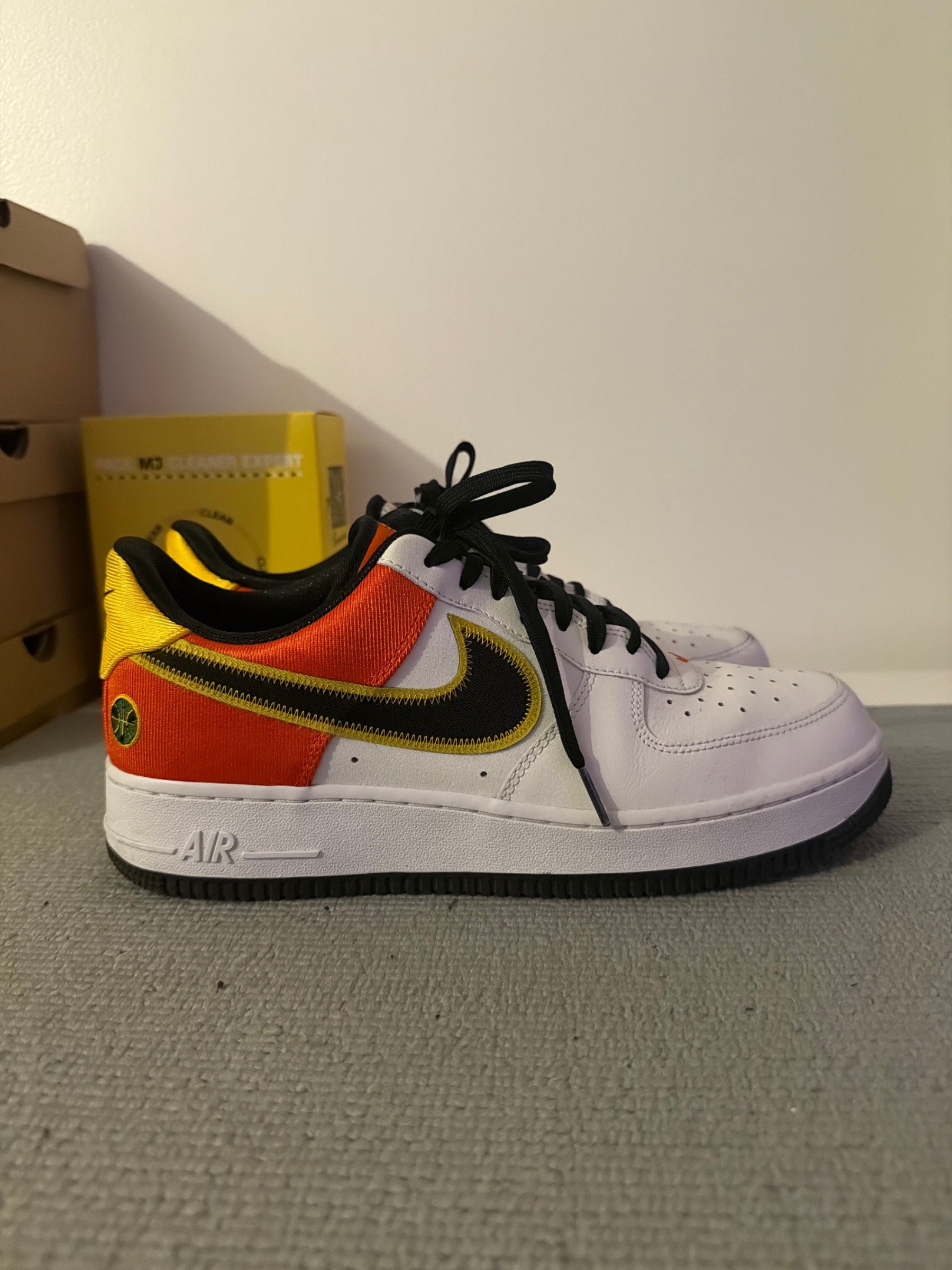 Photo de Nike Air Force 1 Low Raygun White/Black-Orange Flash-Amarillo