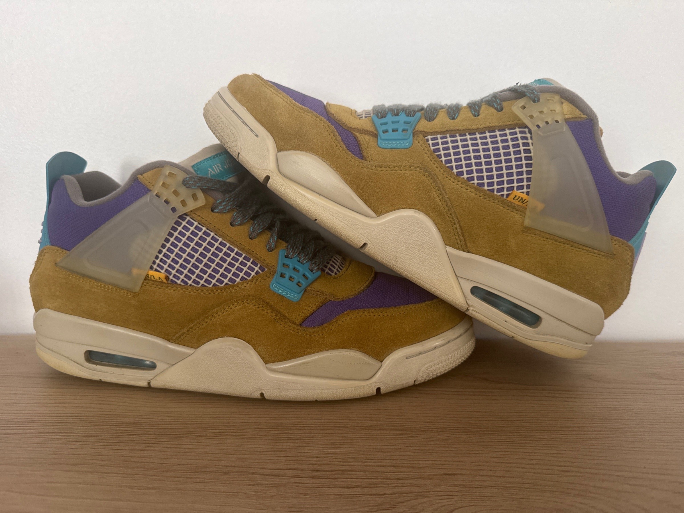 Photo de Air Jordan 4 Retro SP 30e anniversaire Union LA Desert Moss