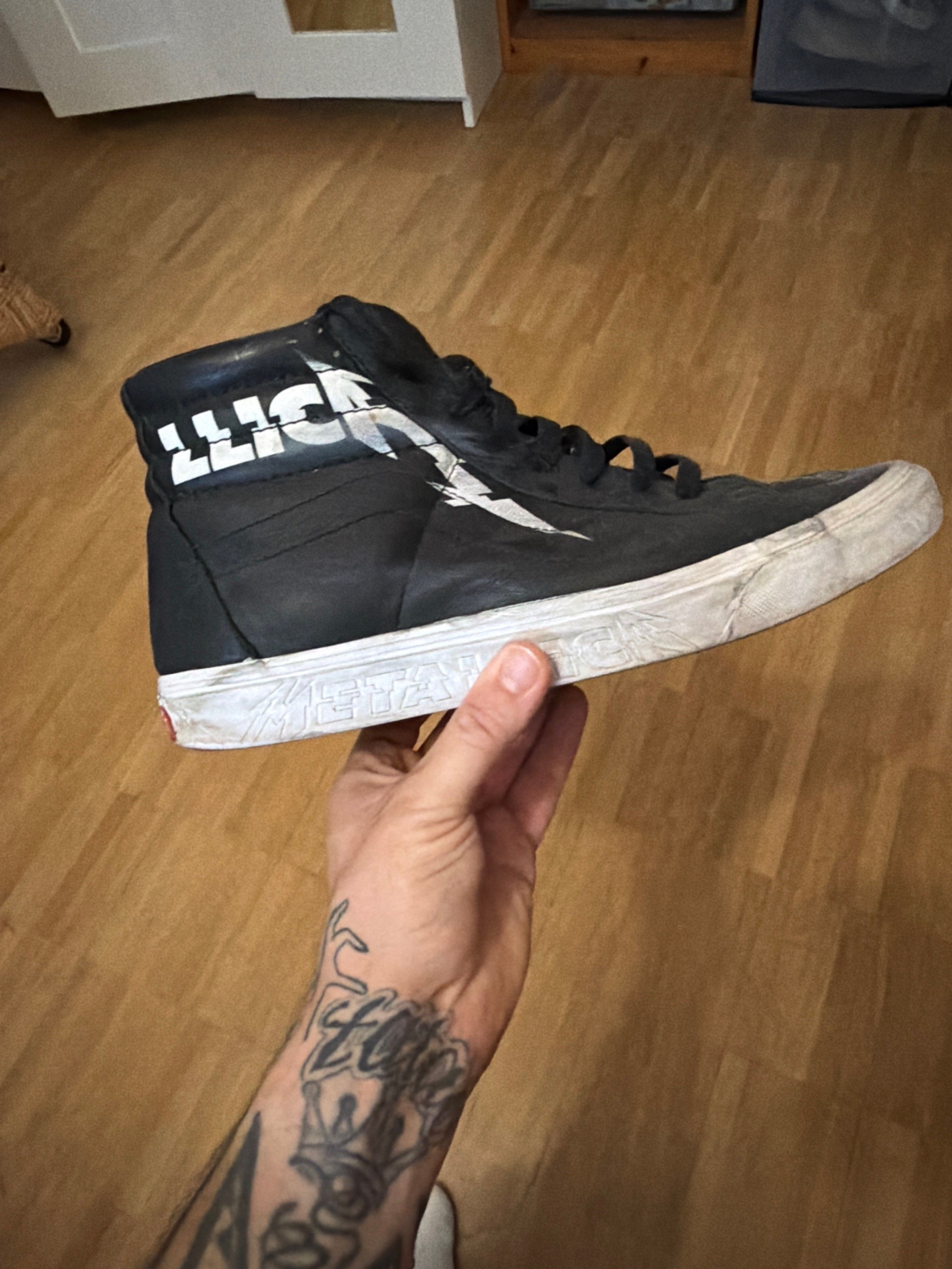 Photo de Metallica High Top Sneaker Black/White