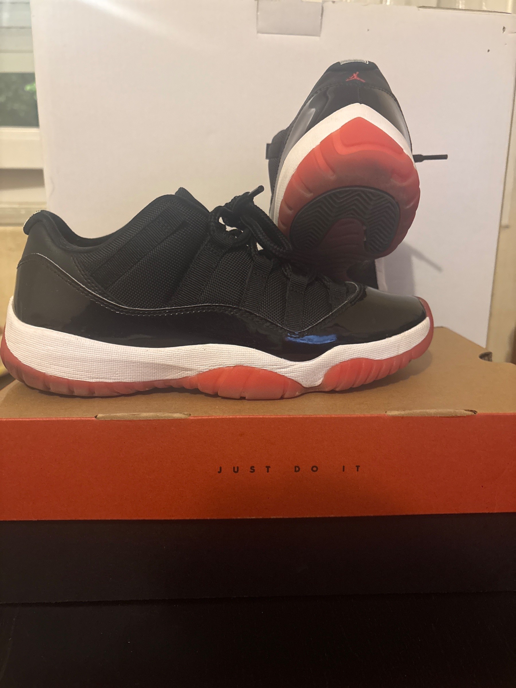 Photo de Jordan 11 Retro Low Bred (2025)