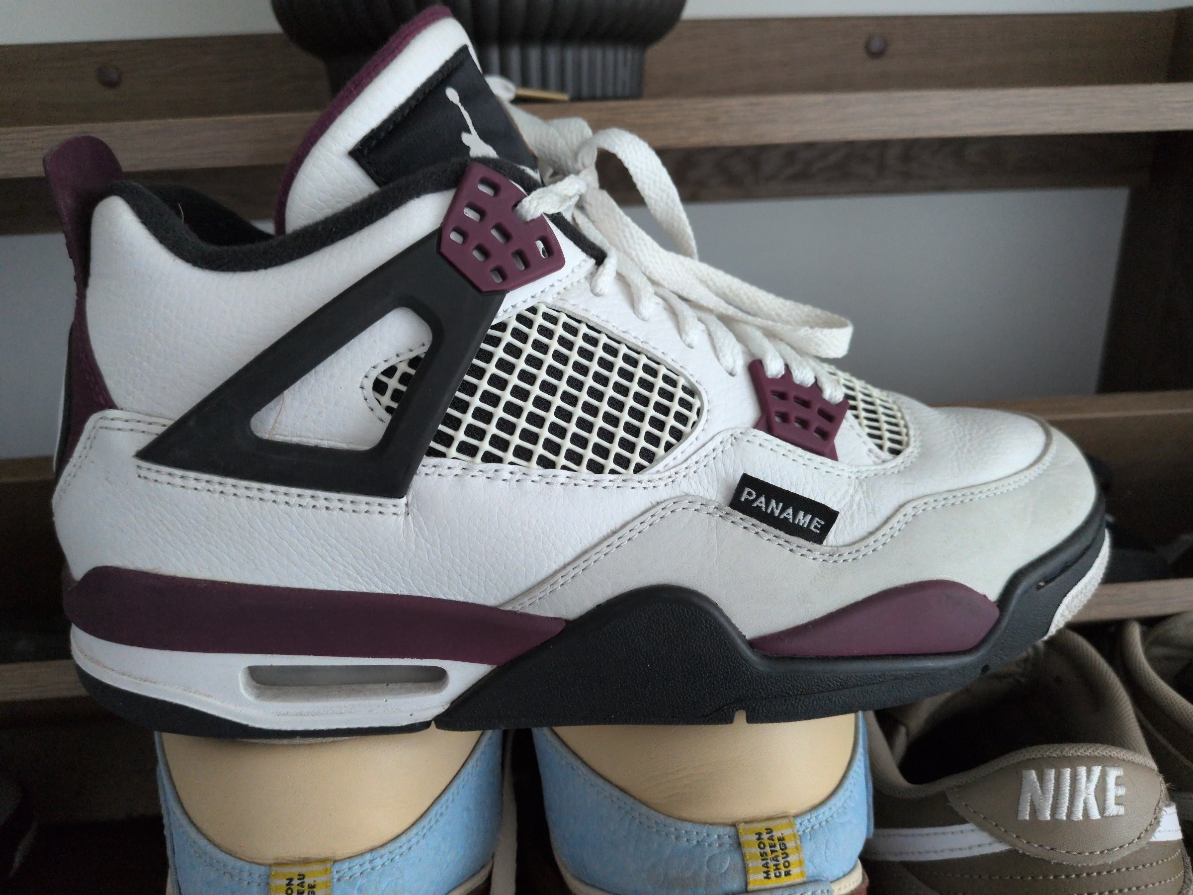 Photo de Air Jordan 4 Retro PSG Paname (White/Black-Bordeaux)